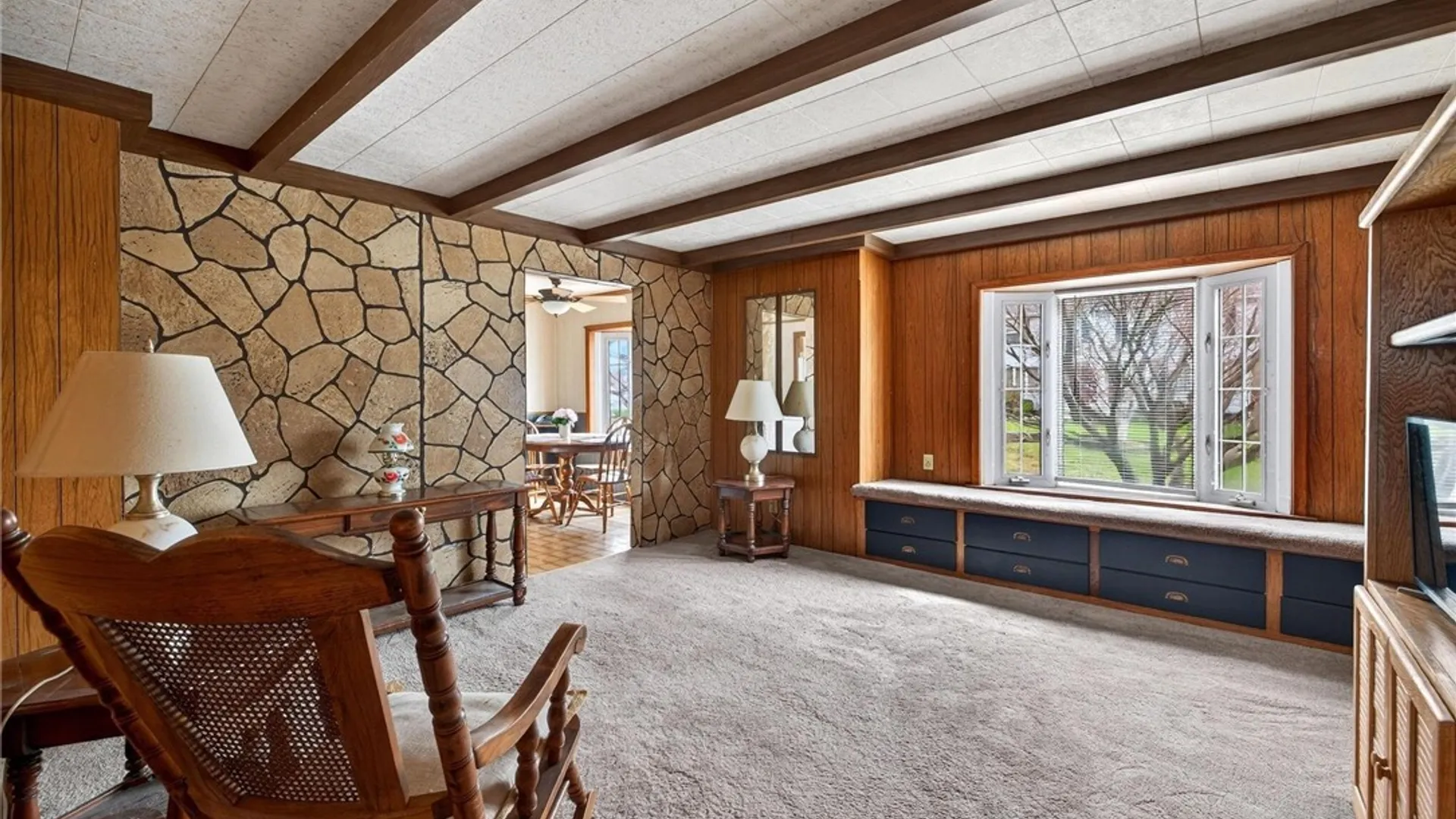 Property at 20 East Avenue, West Seneca, NY 14224 17