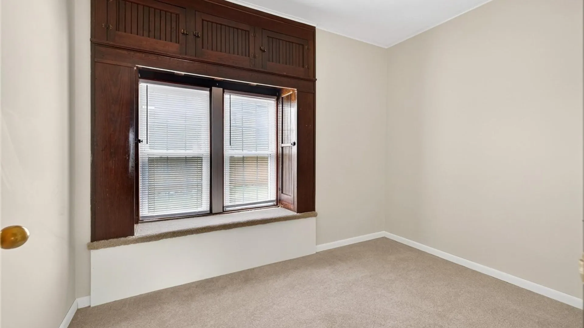Property at 20 East Avenue, West Seneca, NY 14224 18
