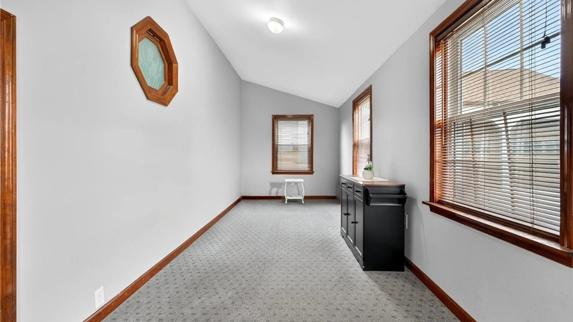 Property at 20 East Avenue, West Seneca, NY 14224 8