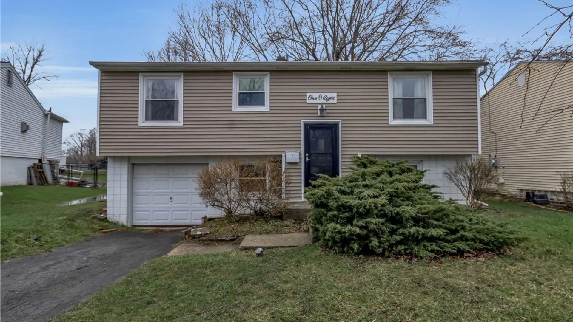 Property at 108 Toulon Drive, Cheektowaga, NY 14227 2