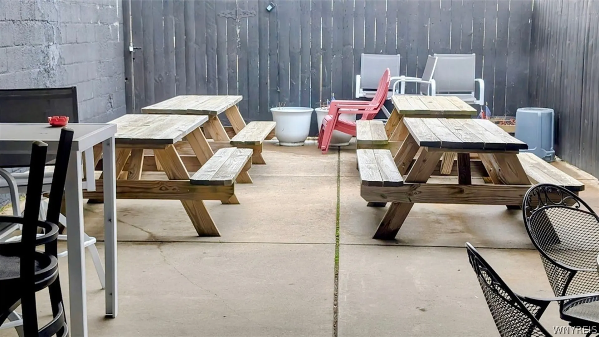 Property at 435 3rd Street, Niagara Falls, NY 14301 5