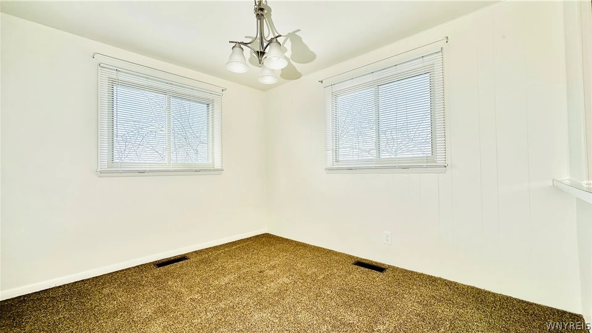 Property at 954 Brighton Road, Tonawanda, NY 14150 12