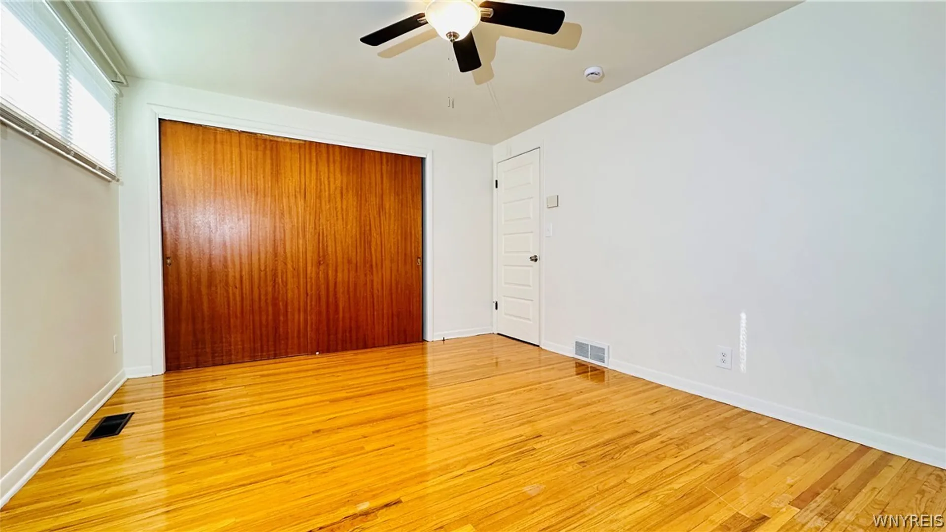 Property at 954 Brighton Road, Tonawanda, NY 14150 27