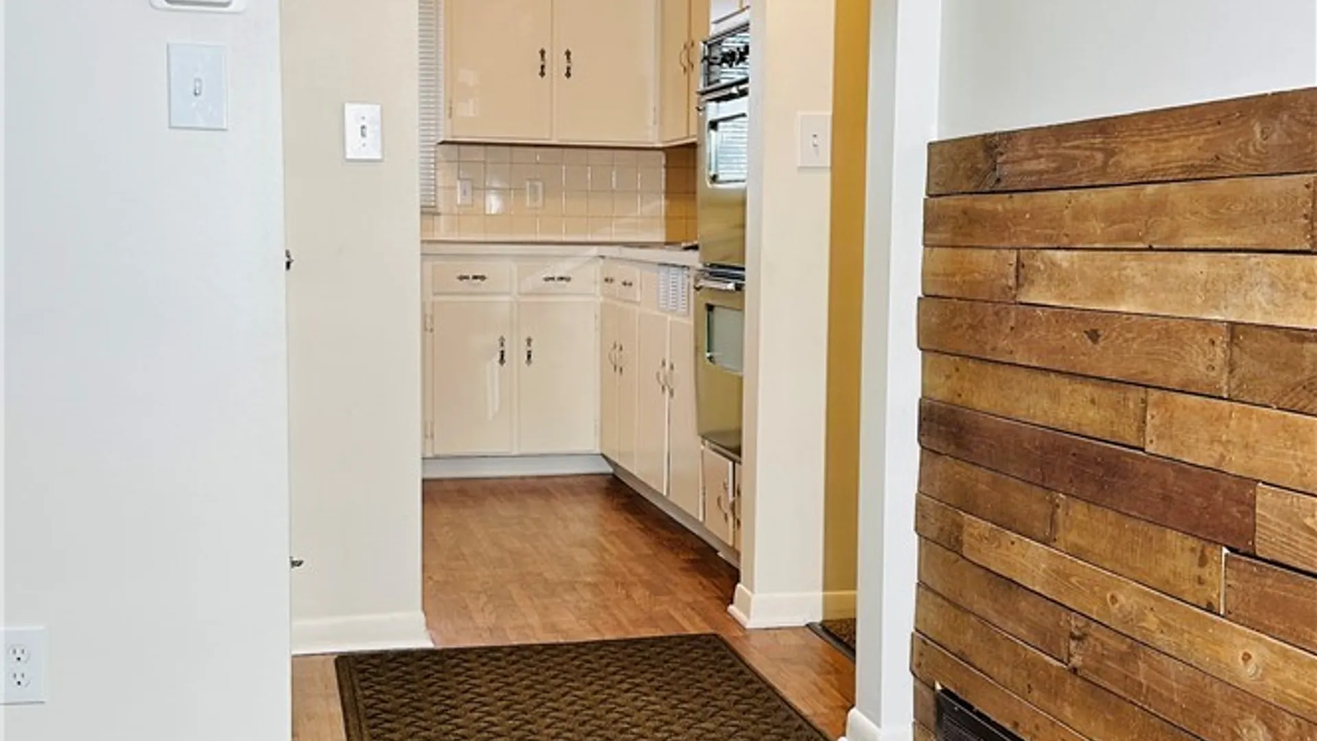 Property at 954 Brighton Road, Tonawanda, NY 14150 7