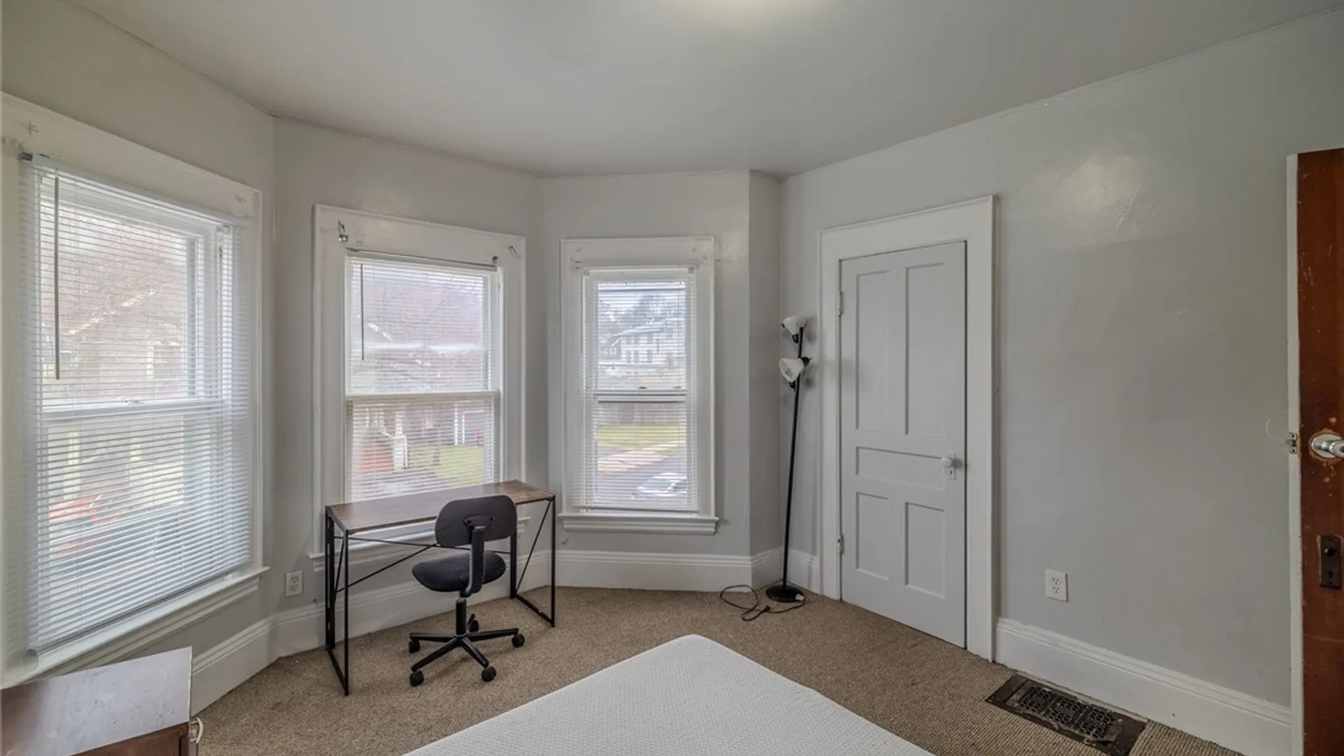 Property at 729 S Beech Street, Syracuse, NY 13210 17