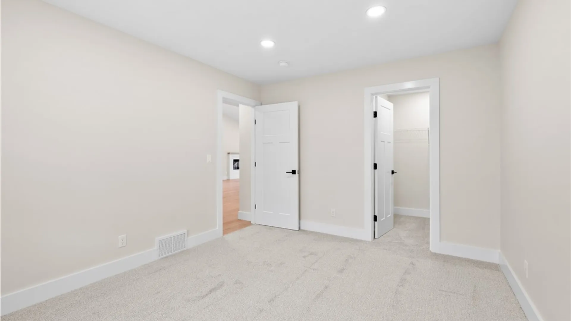 Property at 300 Nicks Way, Geddes, NY 13209 32