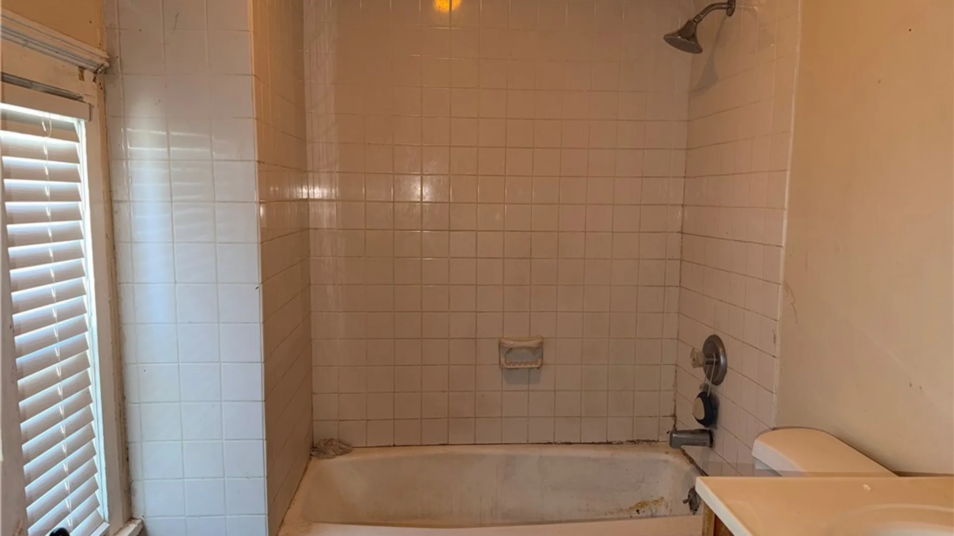 Property at 187 Chester Street, Buffalo, NY 14208 16