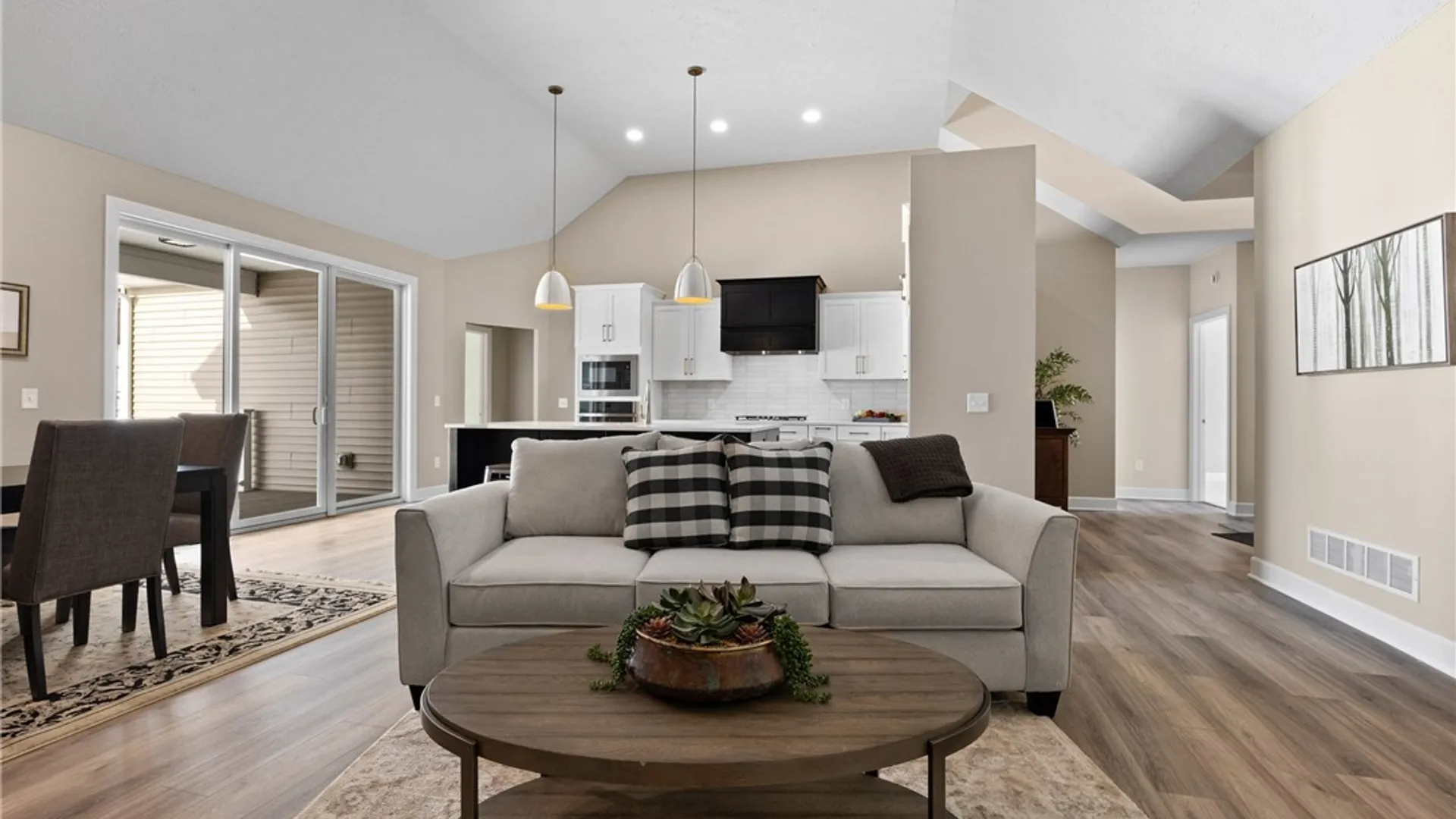 Property at 21 Eagle Hollow, Perinton, NY 14526 7