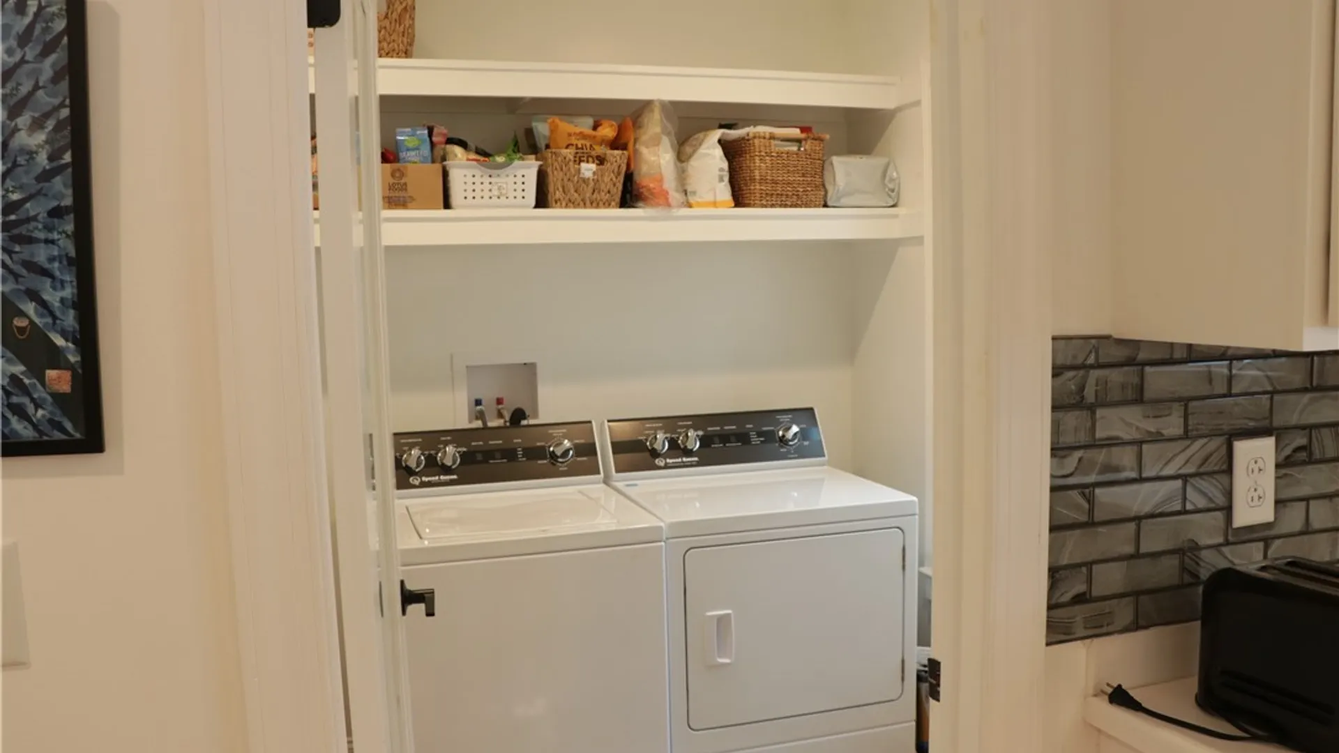 Property at 100 Gifford Parkway, Syracuse, NY 13214 20