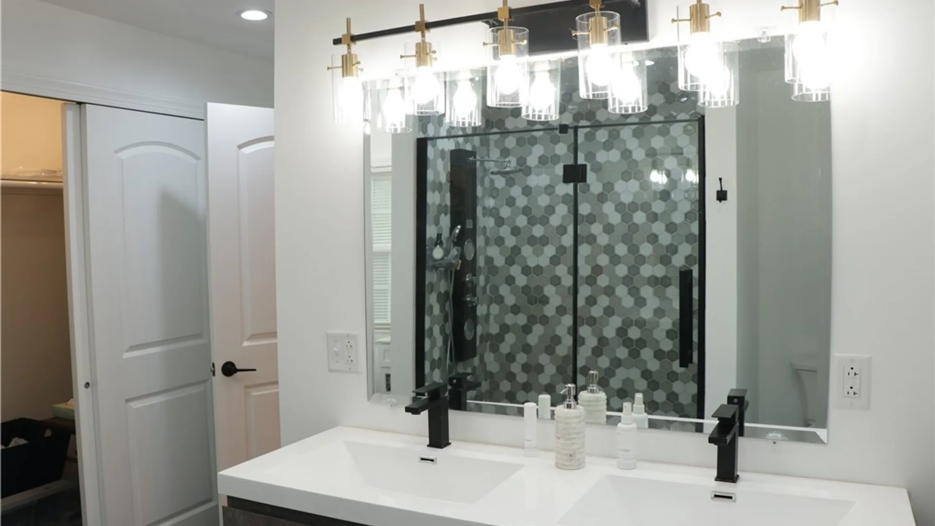 Property at 100 Gifford Parkway, Syracuse, NY 13214 30