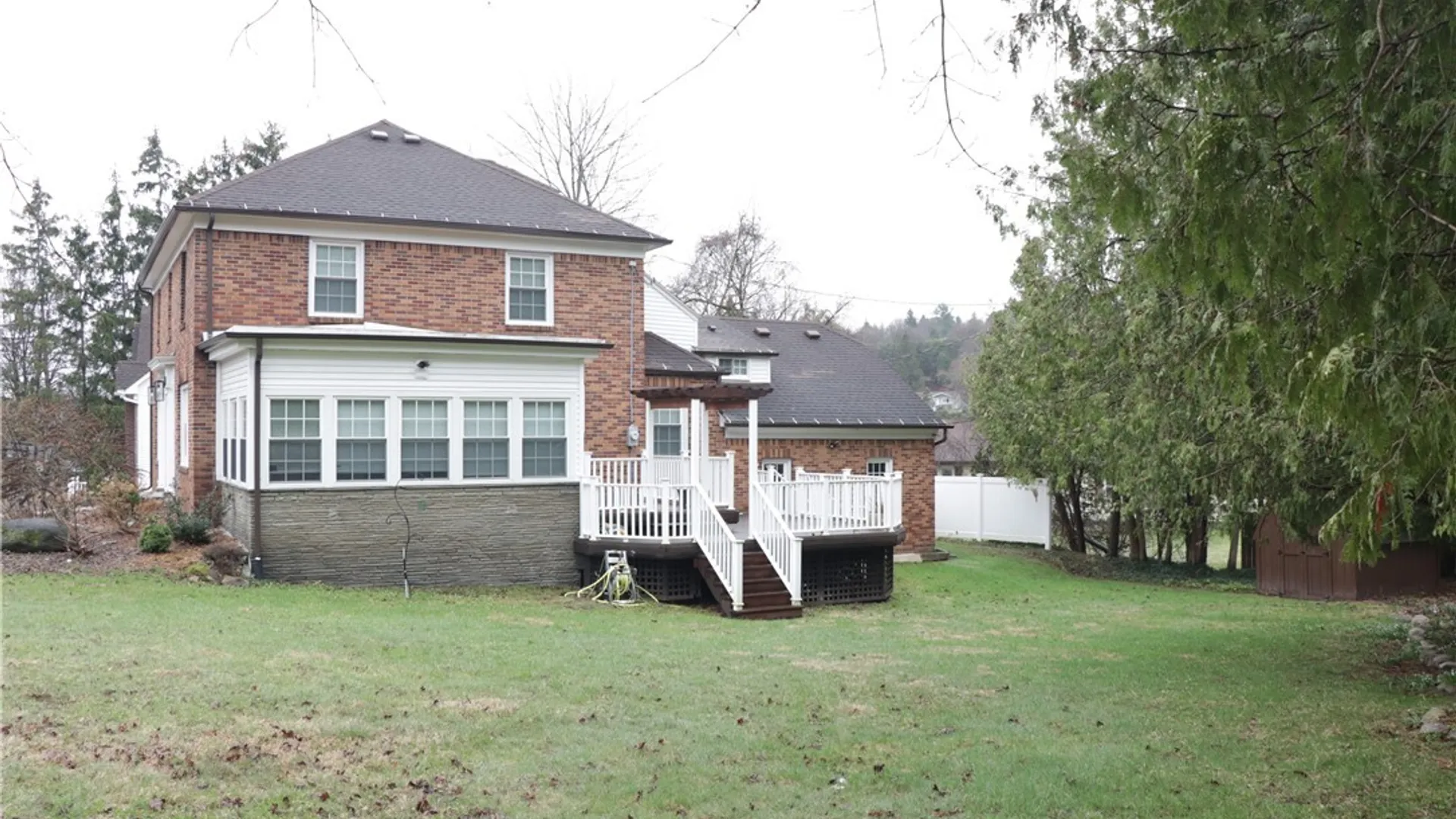 Property at 100 Gifford Parkway, Syracuse, NY 13214 4