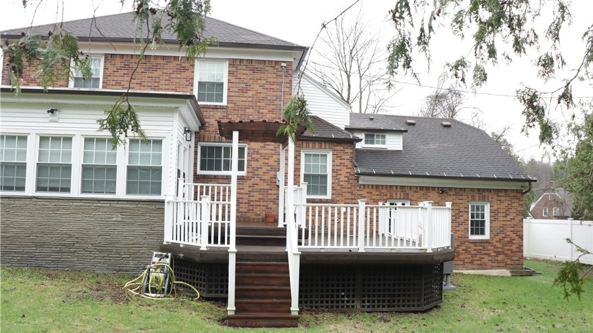 Property at 100 Gifford Parkway, Syracuse, NY 13214 5