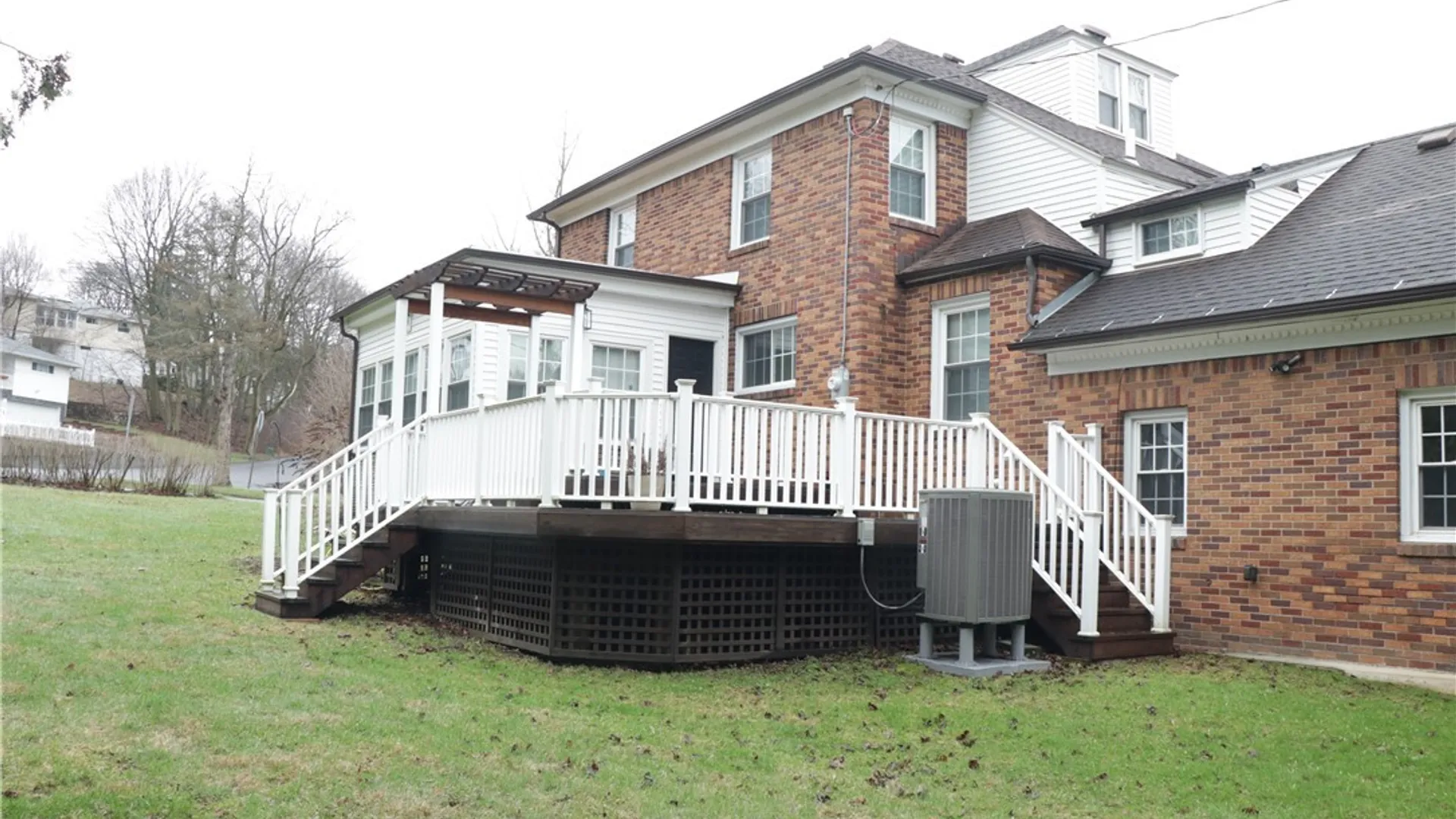 Property at 100 Gifford Parkway, Syracuse, NY 13214 6