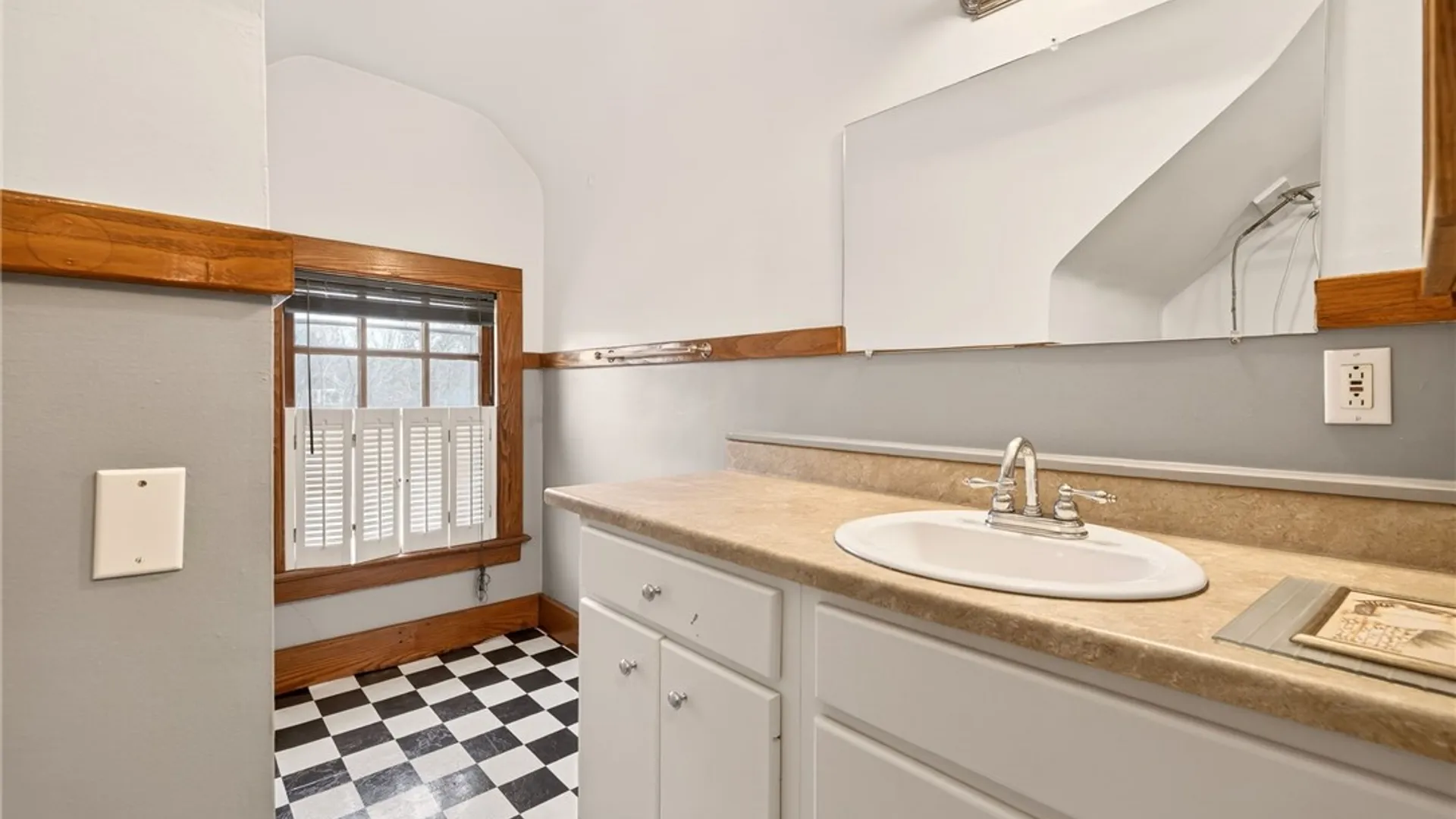 Property at 1005 Harvard Street, Rochester, NY 14610 40