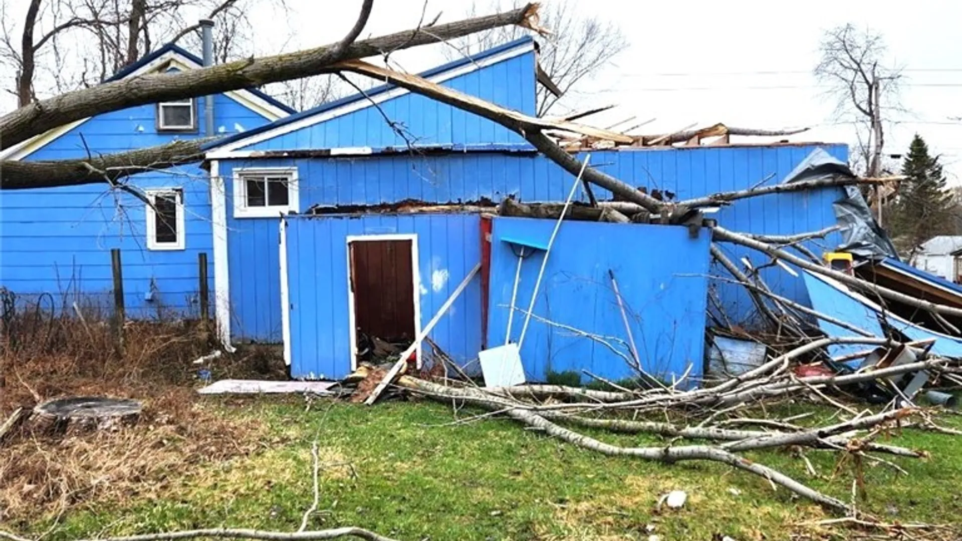 Property at 155 Argyle Avenue, Evans, NY 14006 4