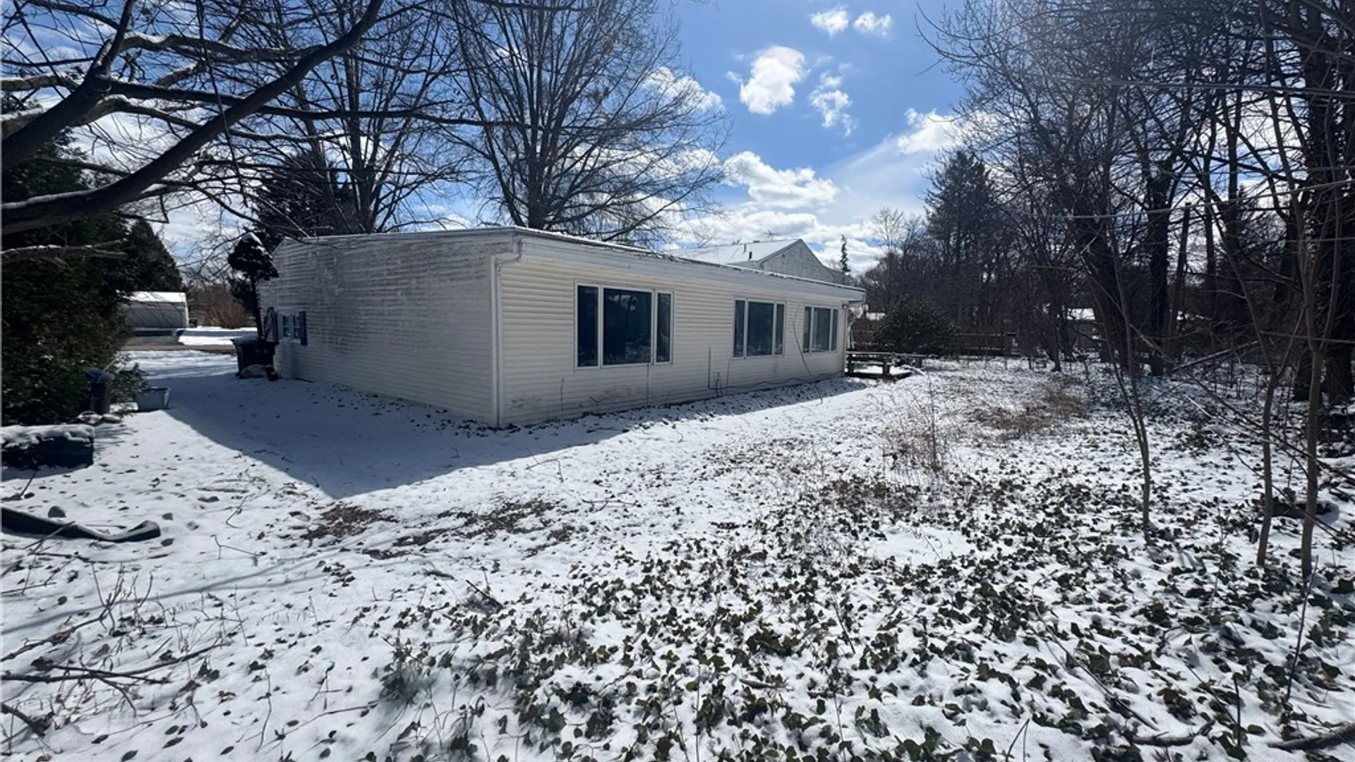 Property at 141 Ledgerock Lane, Brighton, NY 14618 25