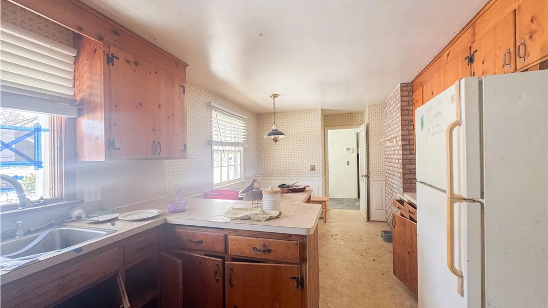 Property at 141 Ledgerock Lane, Brighton, NY 14618 4