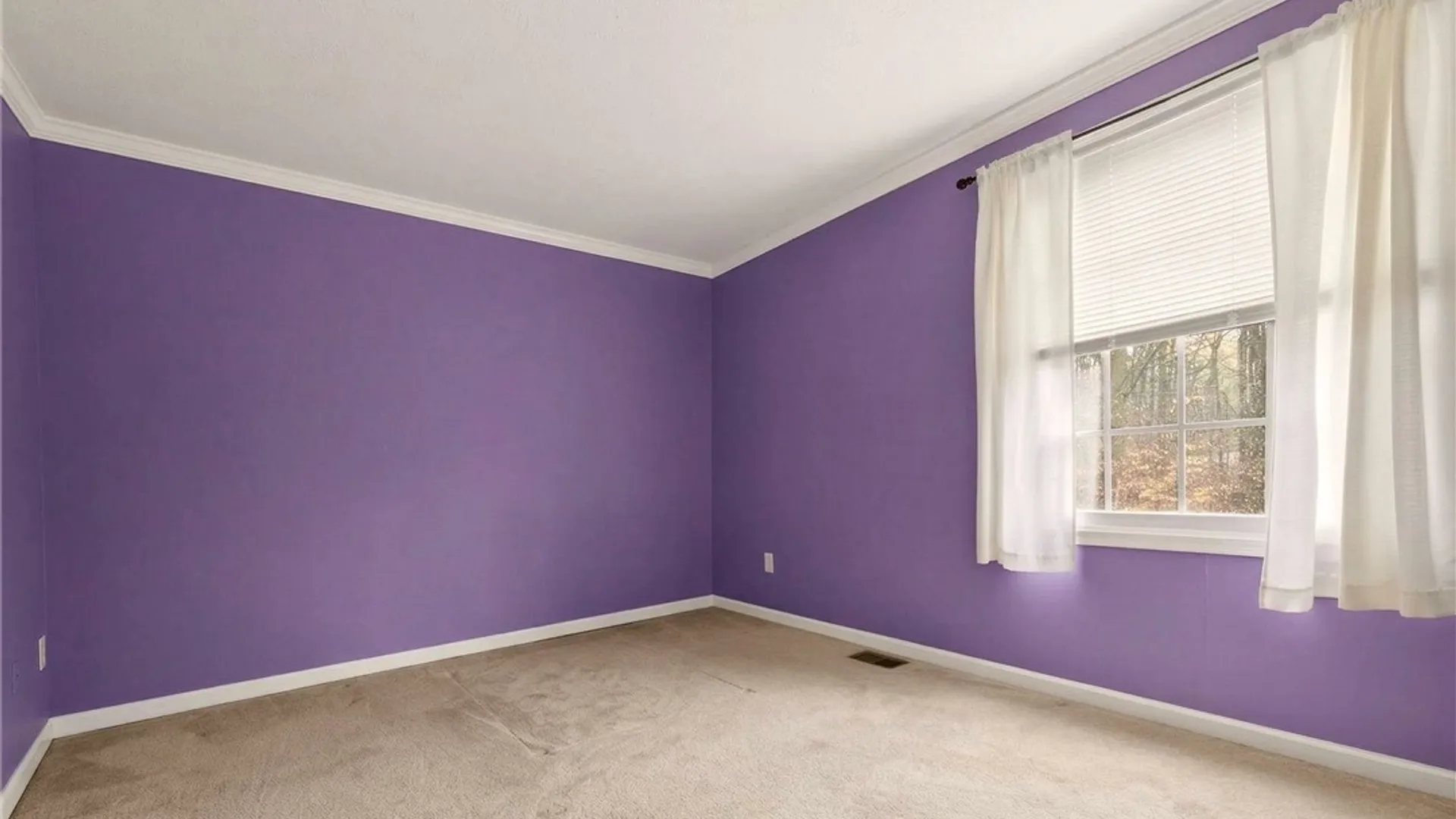 Property at 175 Courtshire Lane, Penfield, NY 14526 13