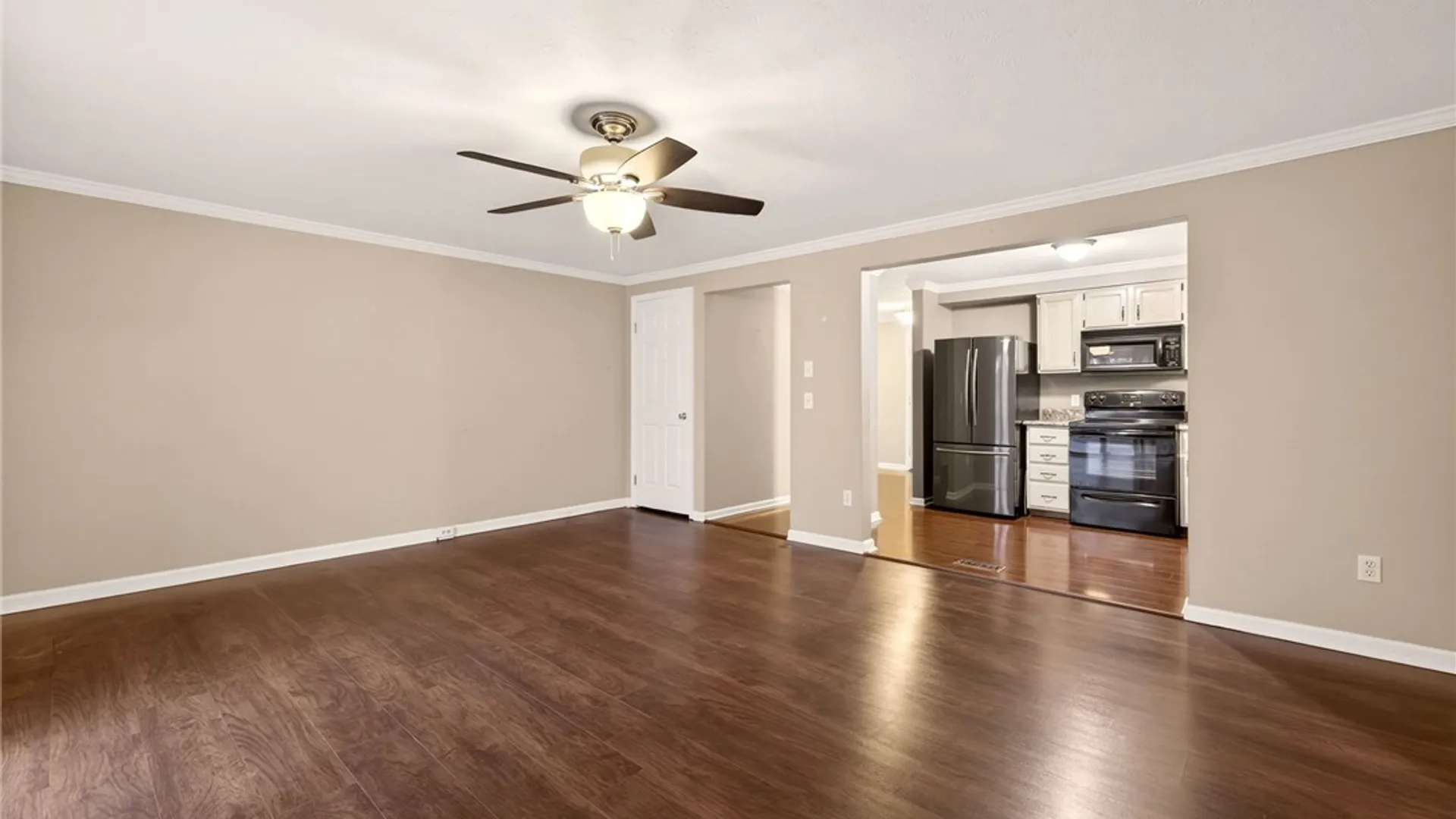 Property at 175 Courtshire Lane, Penfield, NY 14526 5