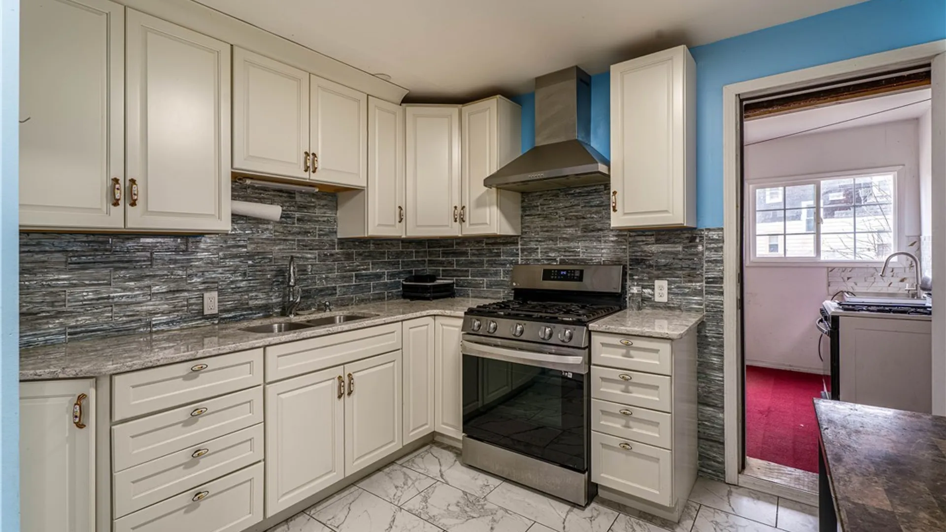 Property at 1960 Genesee Street, Buffalo, NY 14211 13