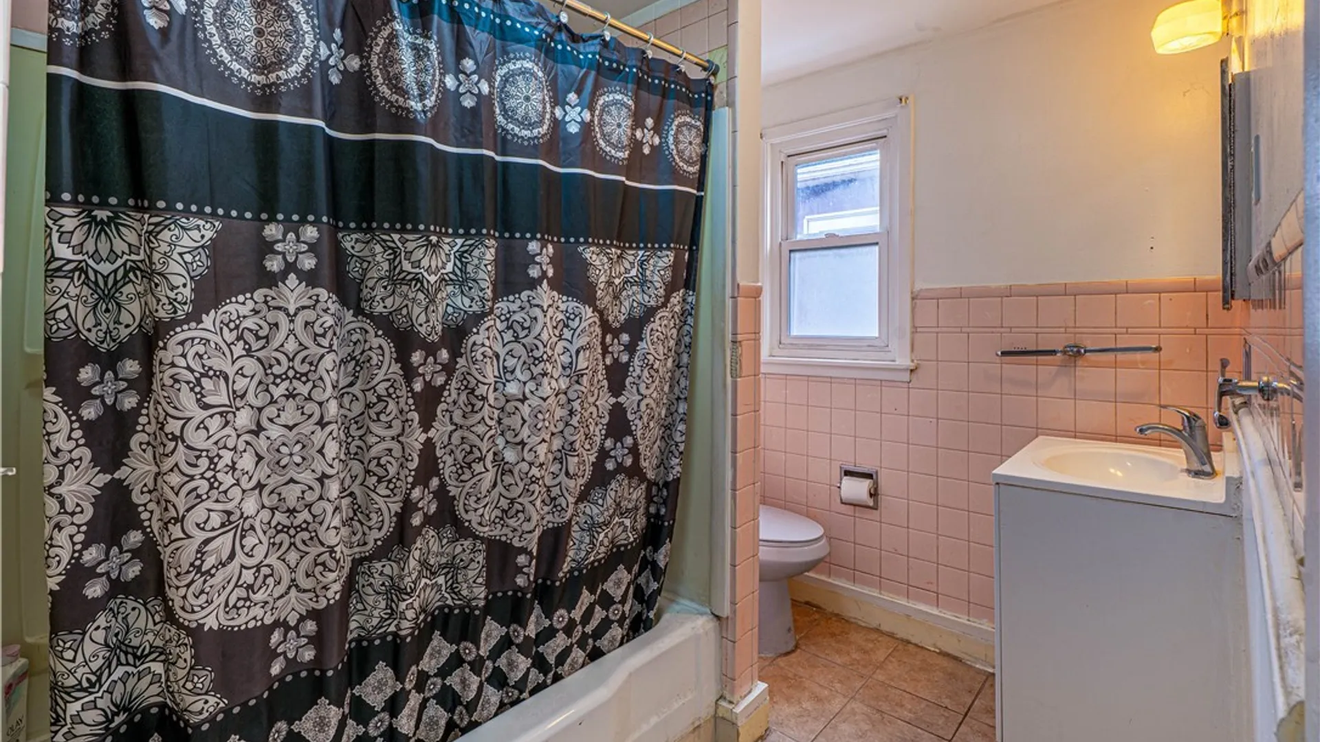 Property at 1960 Genesee Street, Buffalo, NY 14211 35