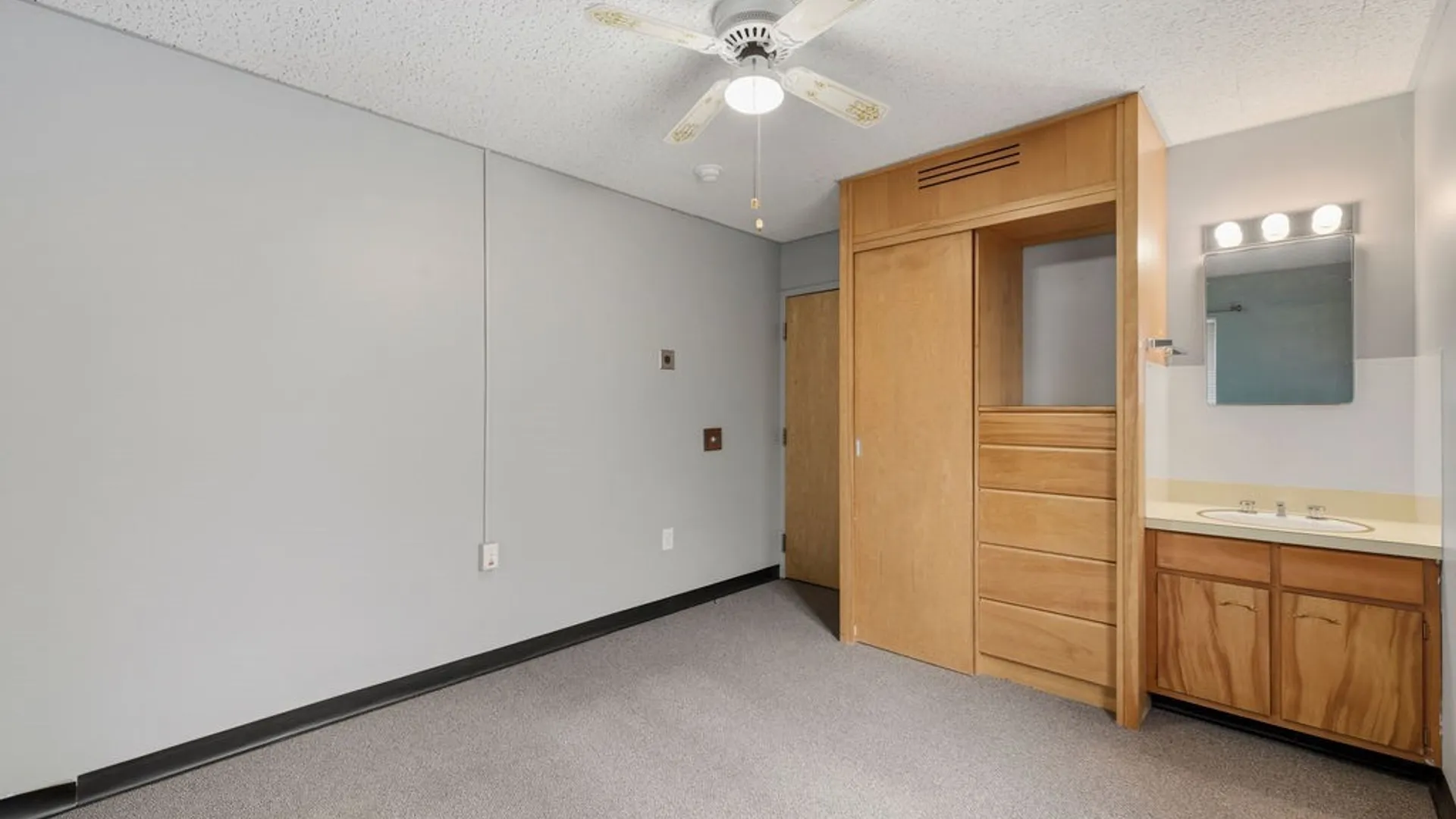 Property at 57 St John's Parkside Street, Buffalo, NY 14210 34