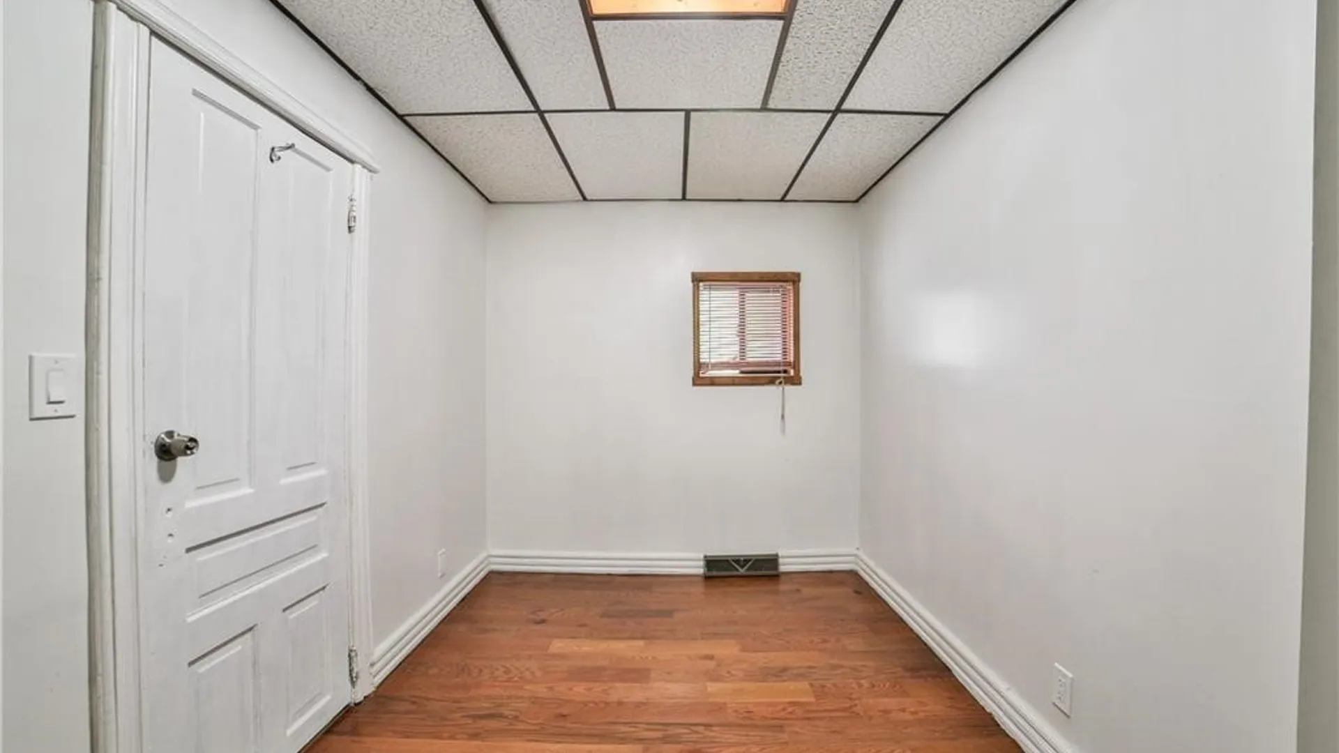 Property at 421 Utica Street, Buffalo, NY 14208 15