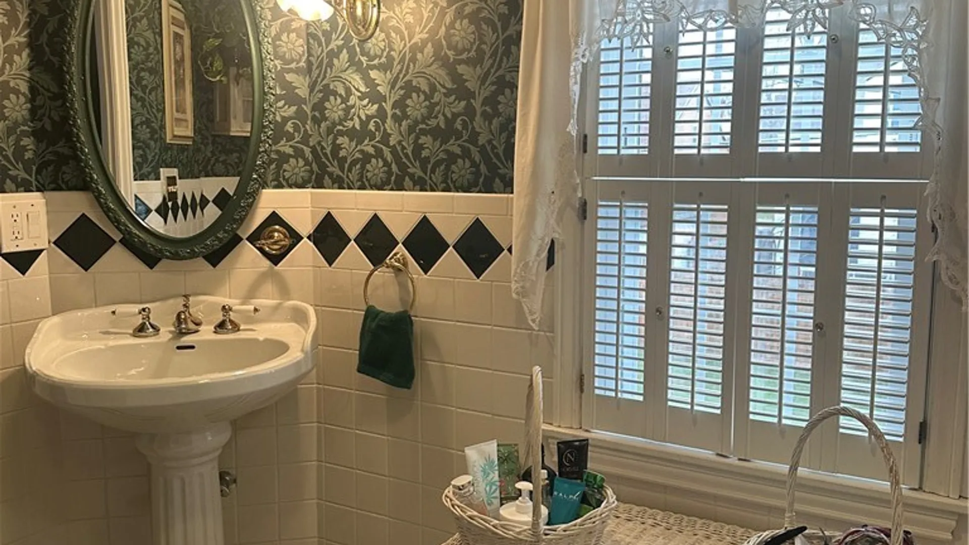 Property at 60 Hartford Avenue, Tonawanda, NY 14223 30