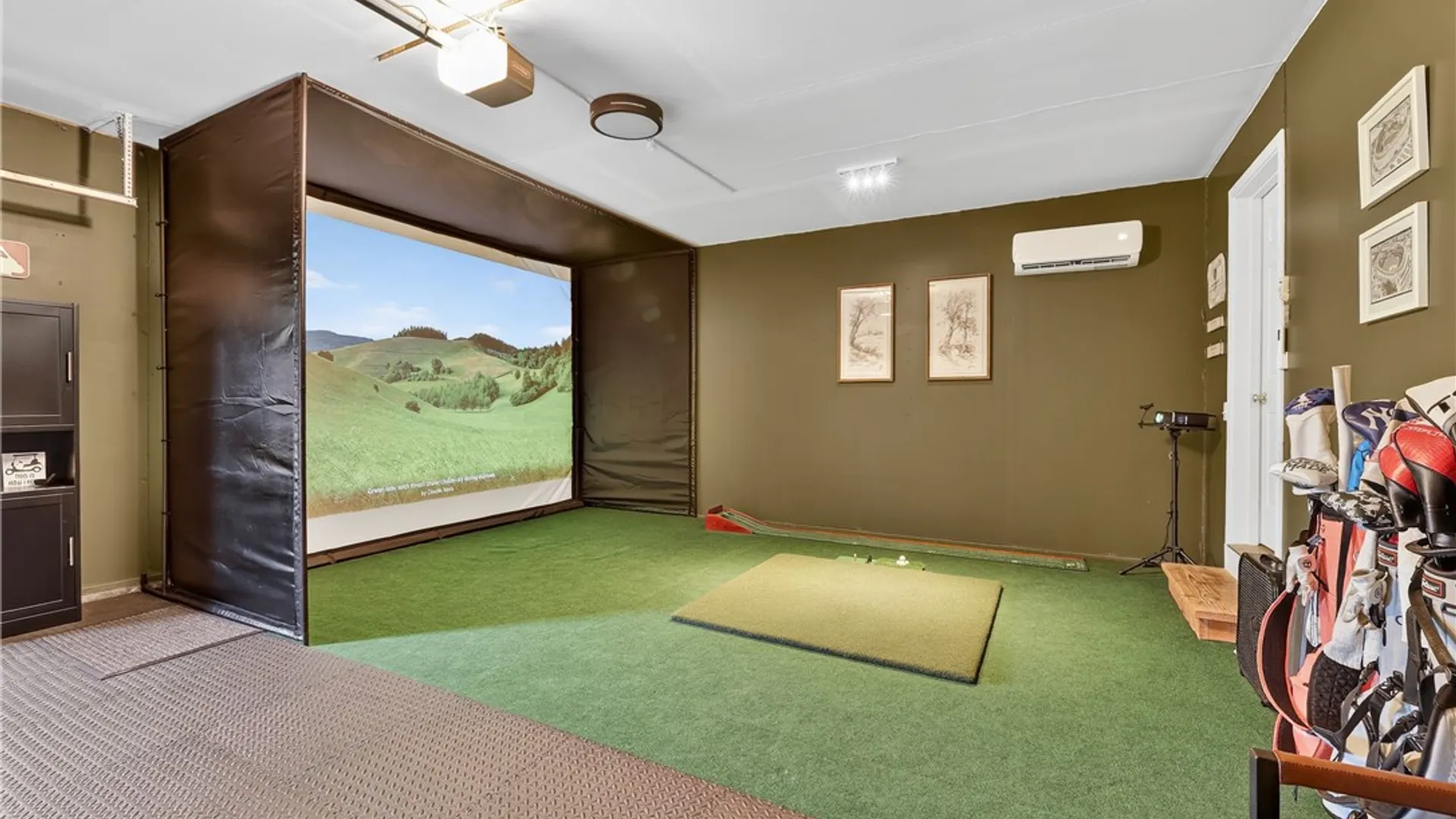 Property at 441 Parkside Trail, Walworth, NY 14502 11