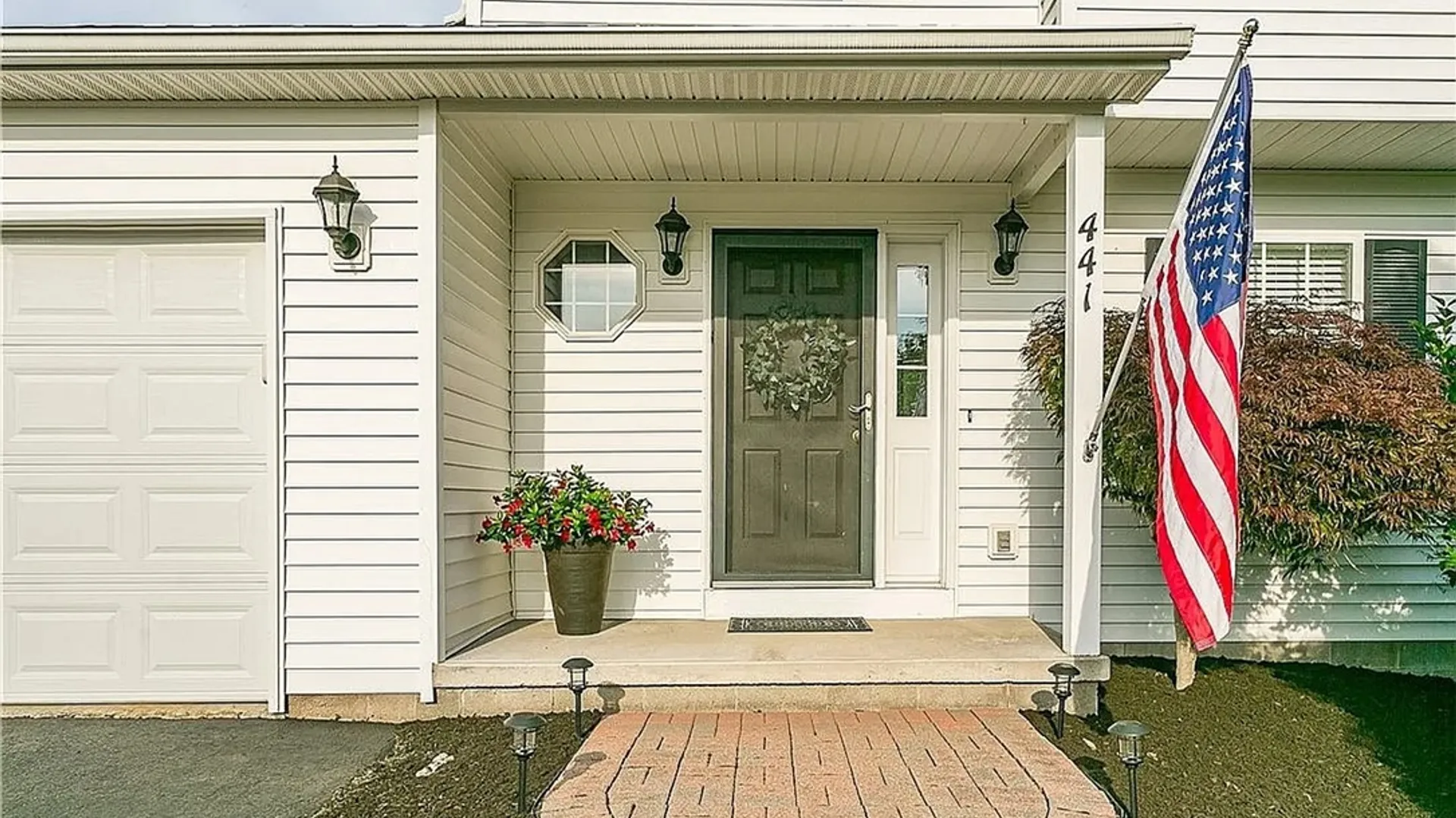 Property at 441 Parkside Trail, Walworth, NY 14502 2