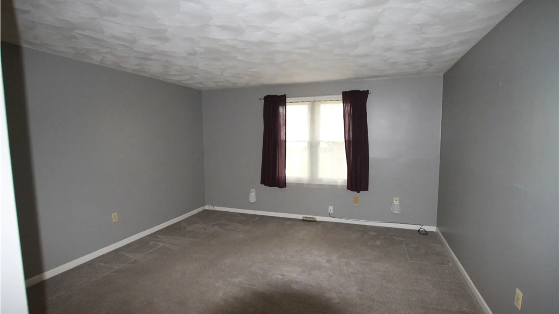 Property at 8 Foxtail Lane, Chili, NY 14514 14