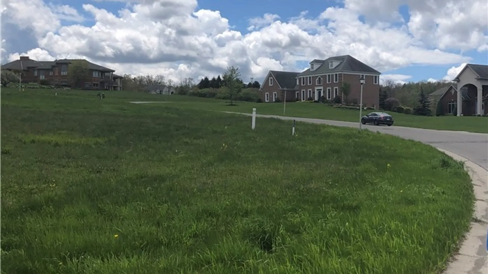Property at 5 Grand View Trail, Orchard Park, NY 14127 2