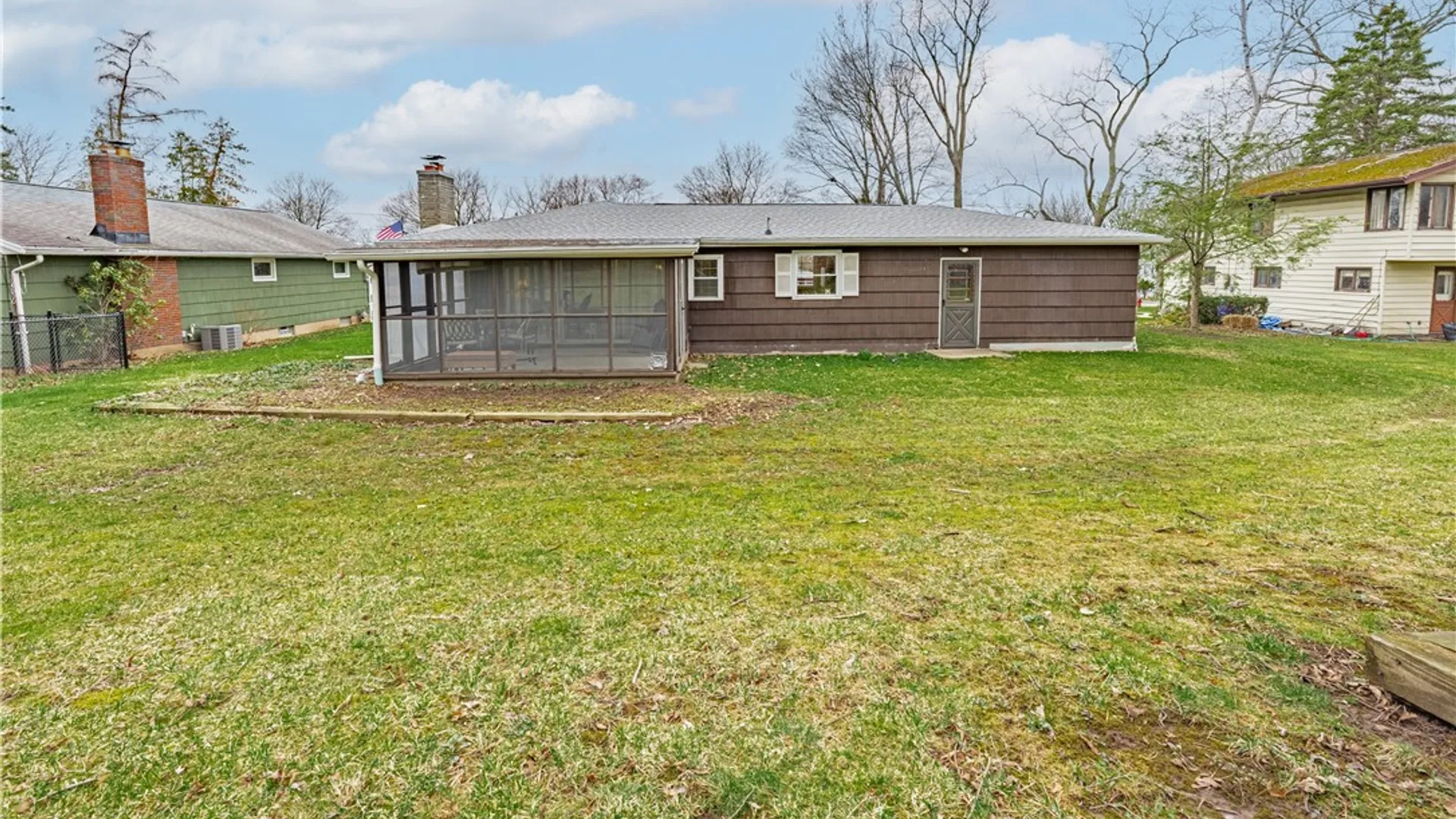Property at 972 Hillside Drive, Lewiston, NY 14092 32