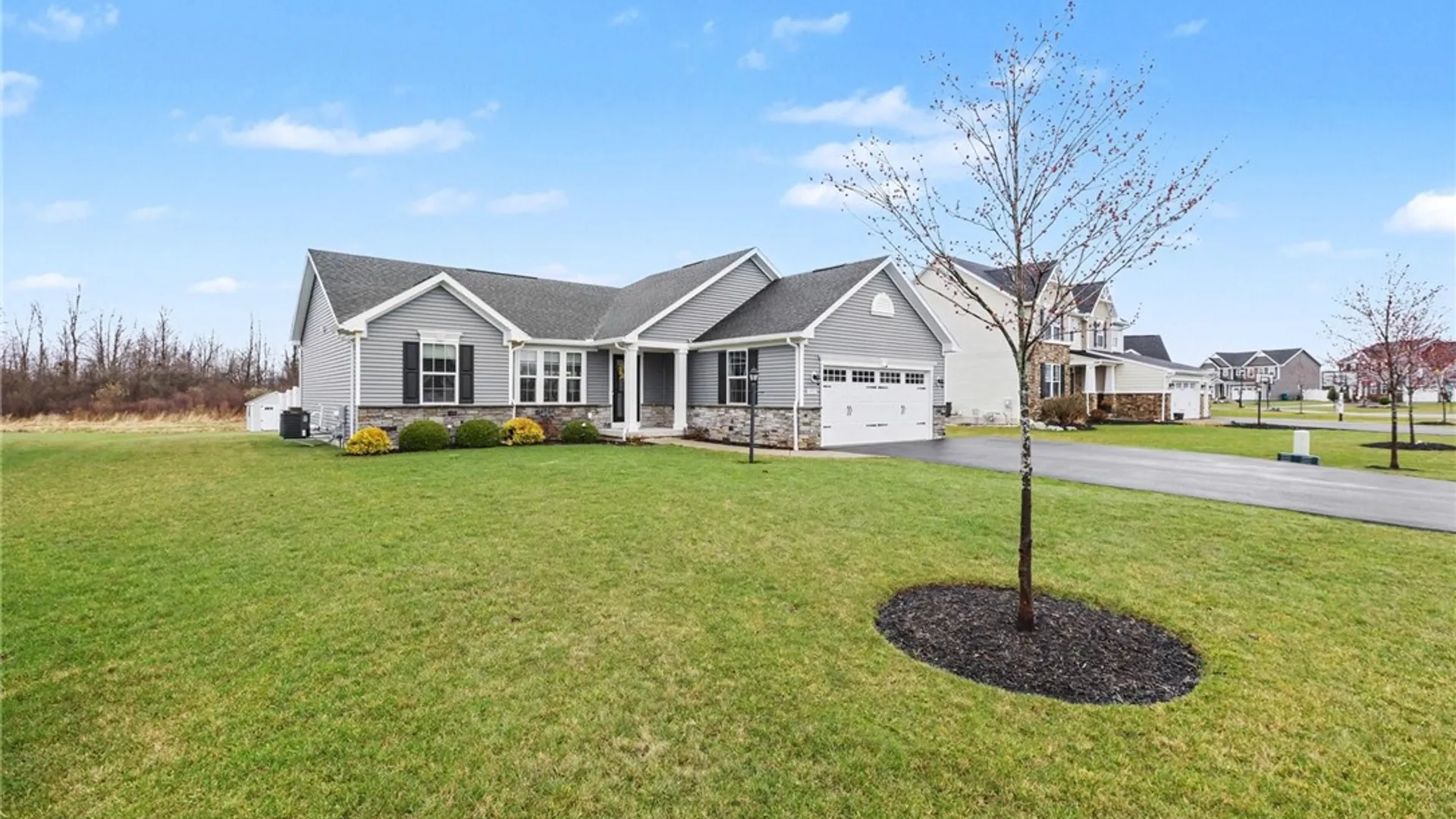 Property at 5978 Ivory Drive Drive, Farmington, NY 14425 2