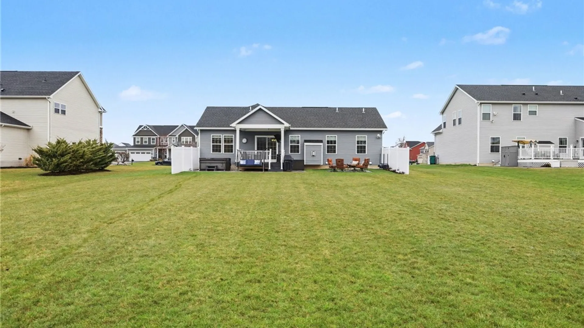 Property at 5978 Ivory Drive Drive, Farmington, NY 14425 25