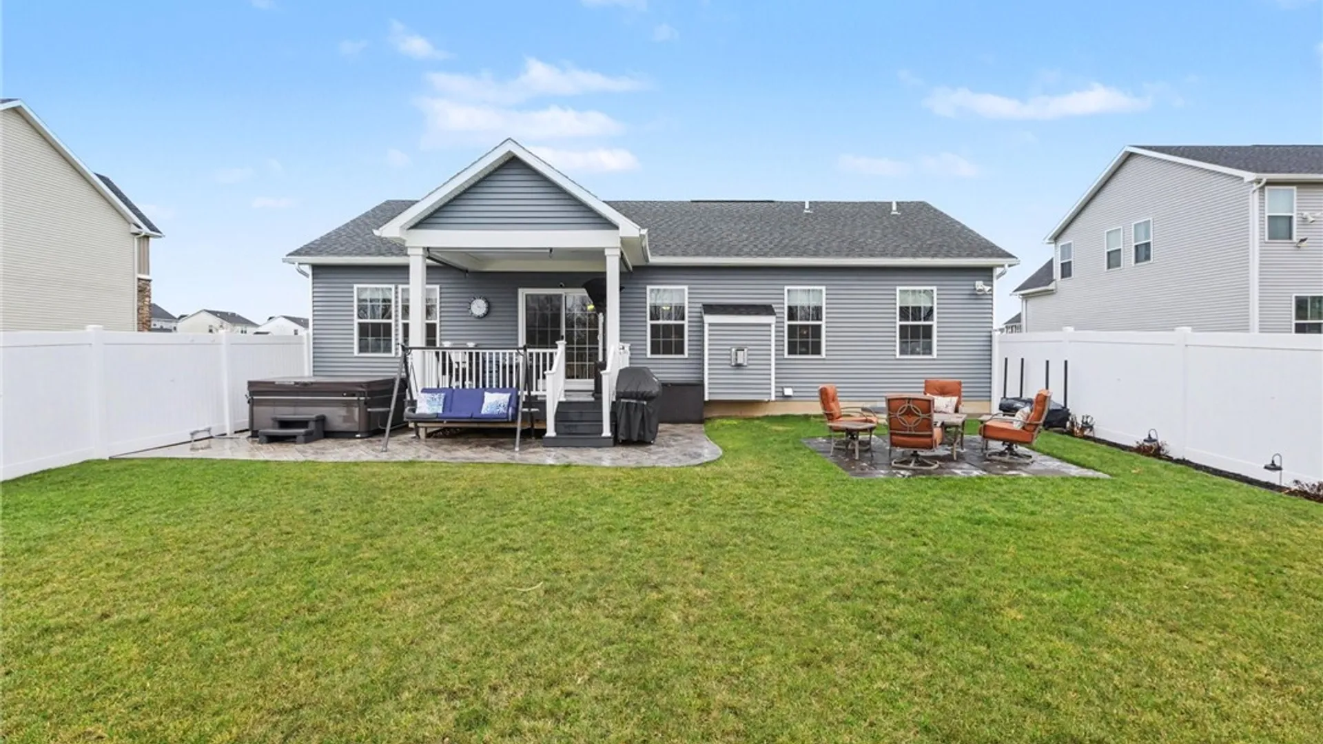 Property at 5978 Ivory Drive Drive, Farmington, NY 14425 26