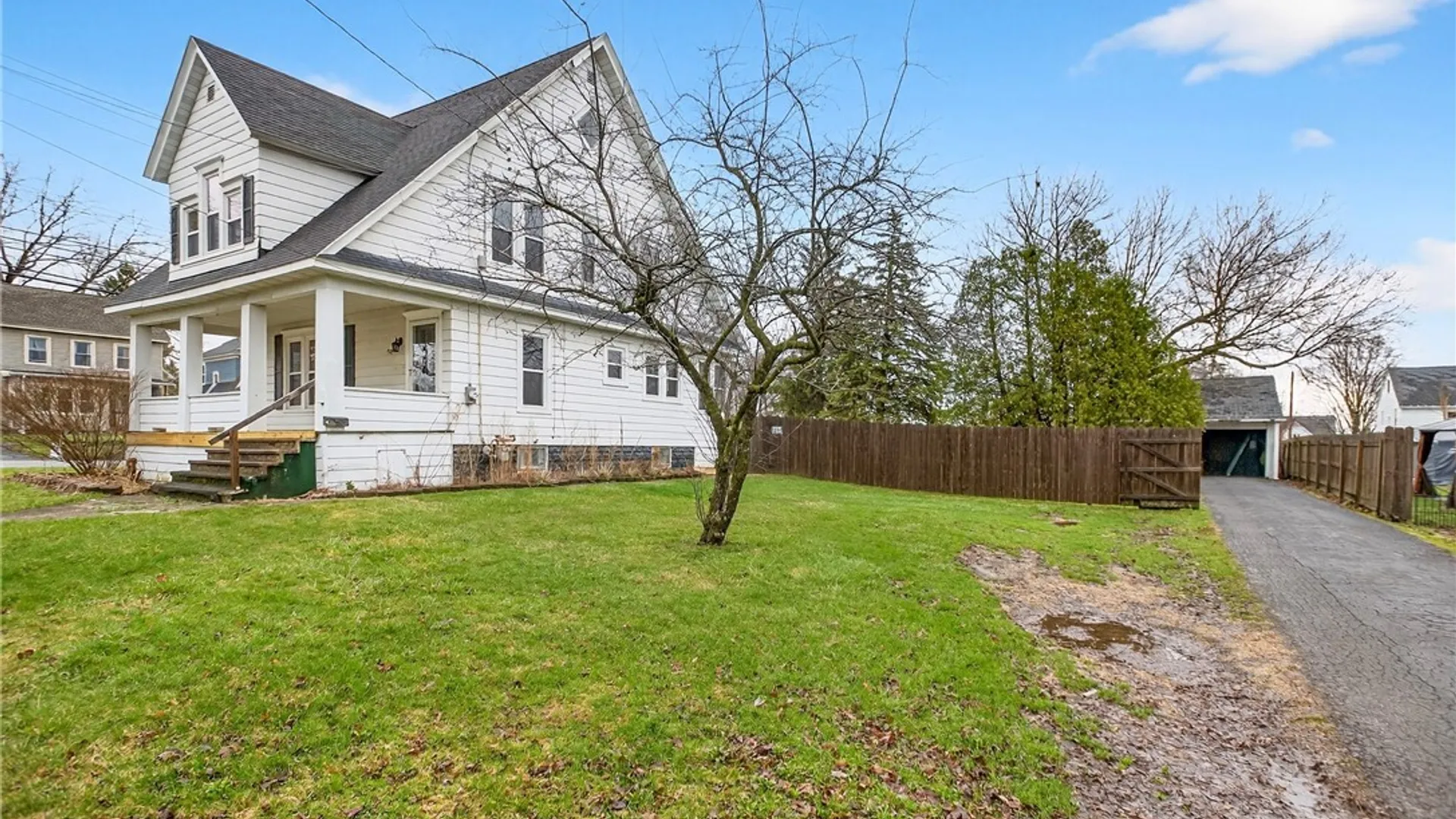 Property at 420 Highland Ave, DeWitt, NY 13057 3