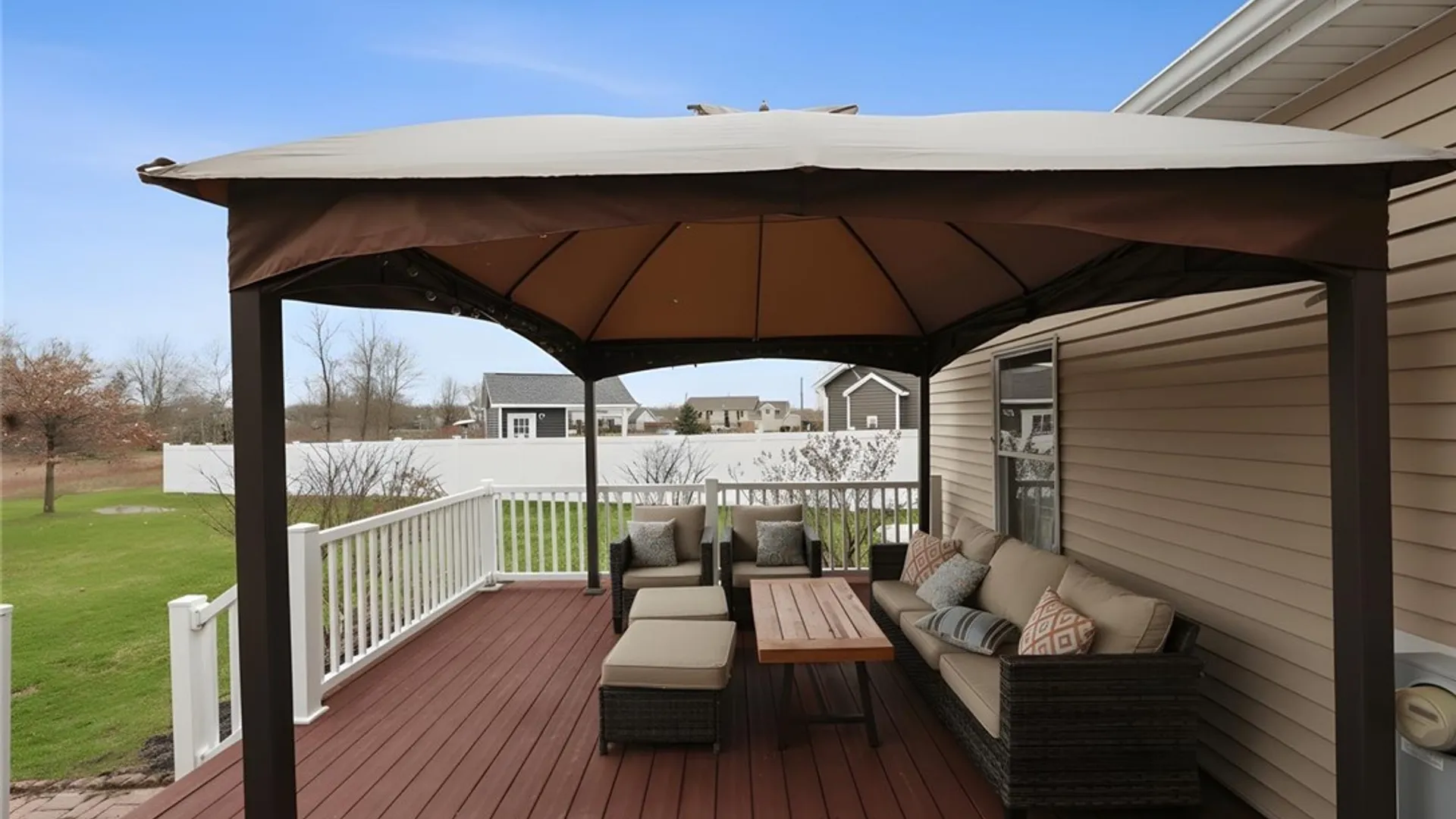 Property at 190 Sandpiper Lane, Grand Island, NY 14072 12