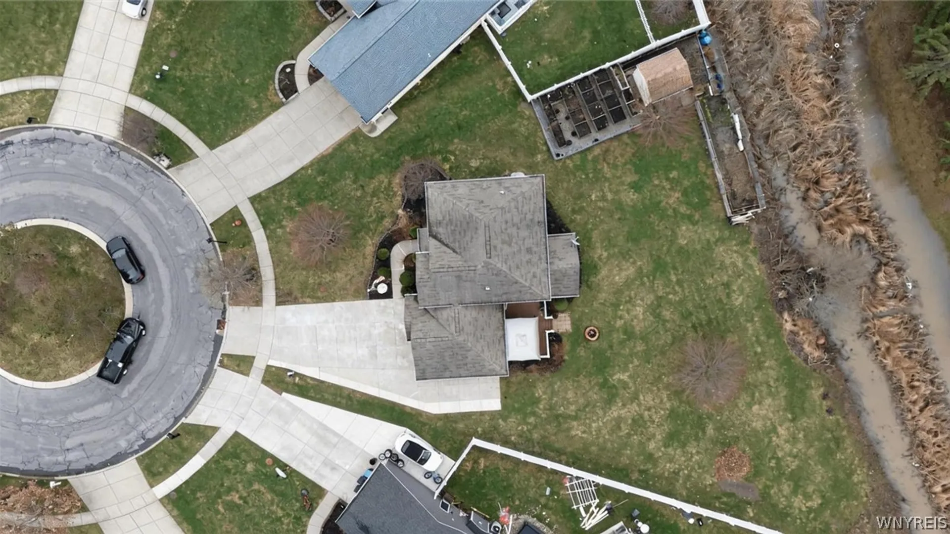 Property at 190 Sandpiper Lane, Grand Island, NY 14072 18