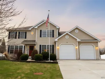 Property at 190 Sandpiper Lane, Grand Island, NY 14072
