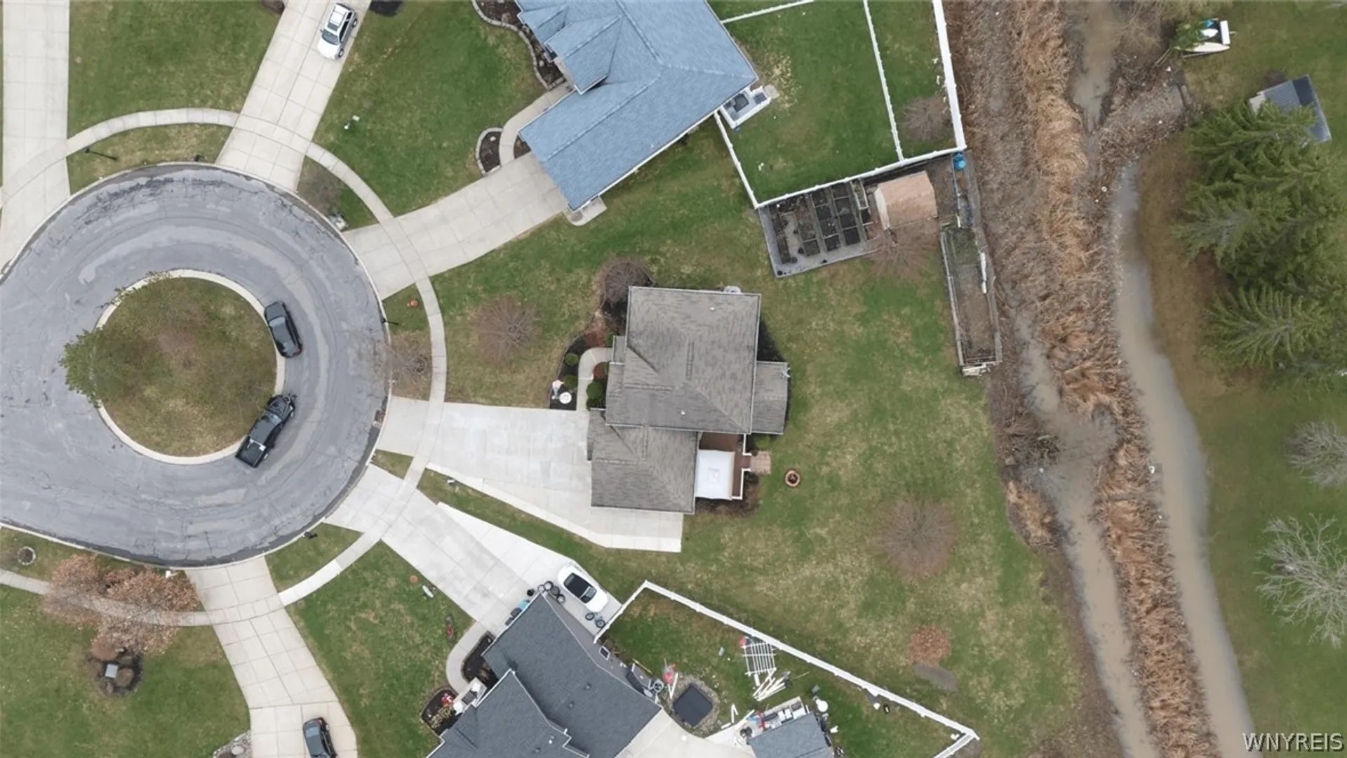 Property at 190 Sandpiper Lane, Grand Island, NY 14072 23