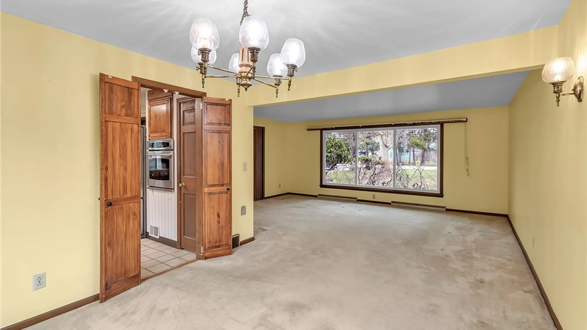 Property at 3420 Stony Point Road, Grand Island, NY 14072 7