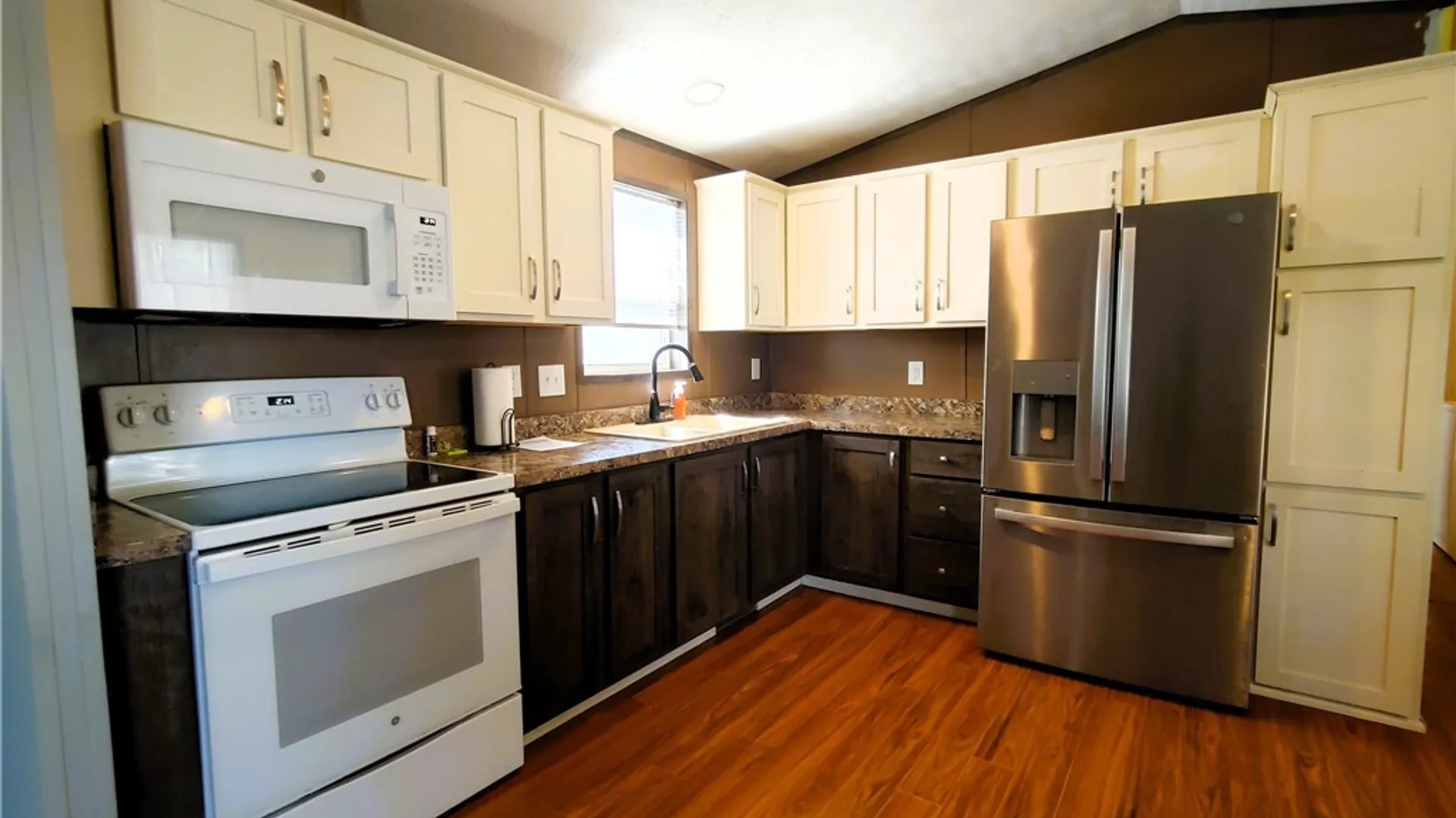 Property at 546 C, Niagara Falls, NY 14304 6