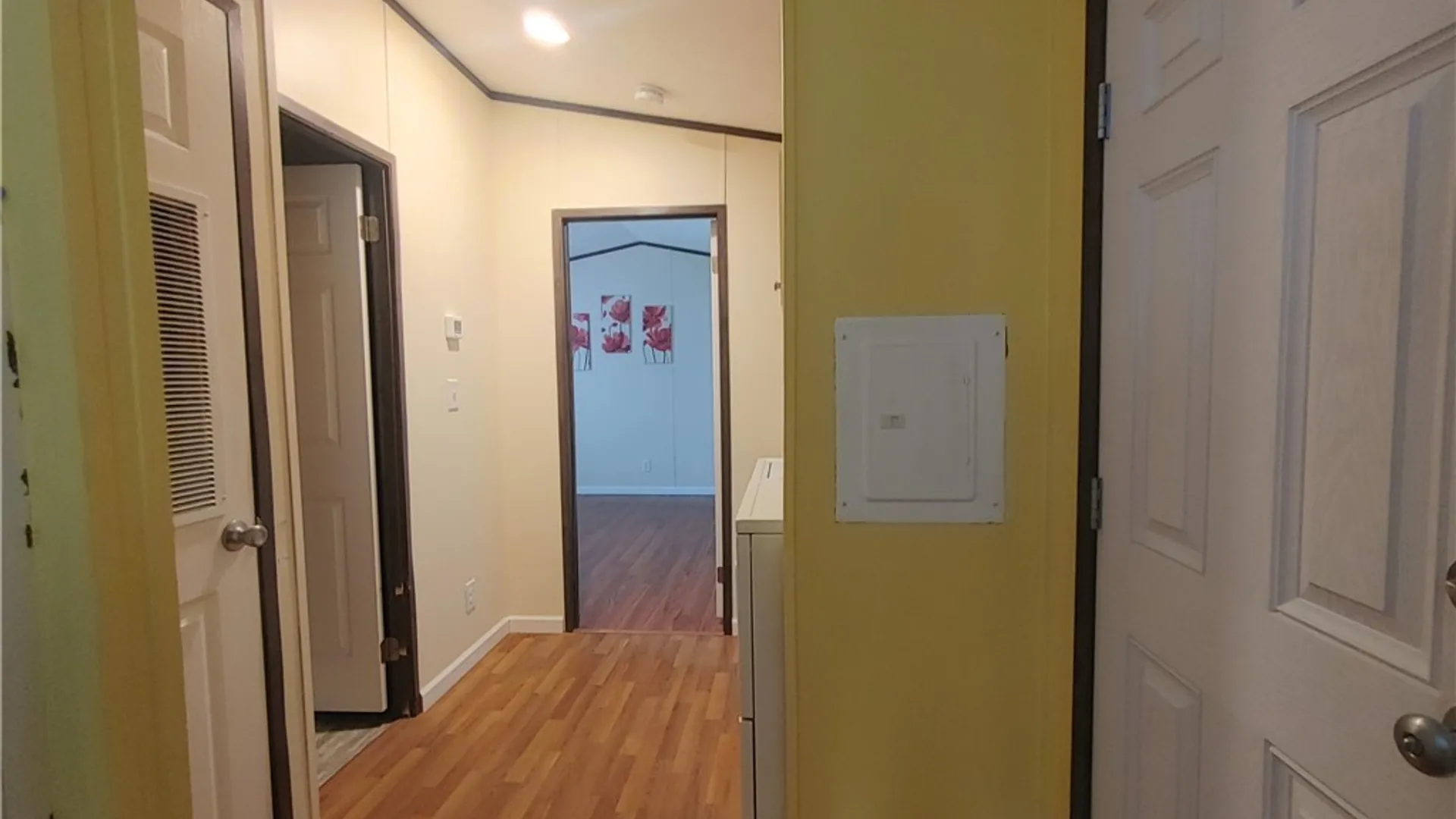 Property at 546 C, Niagara Falls, NY 14304 8