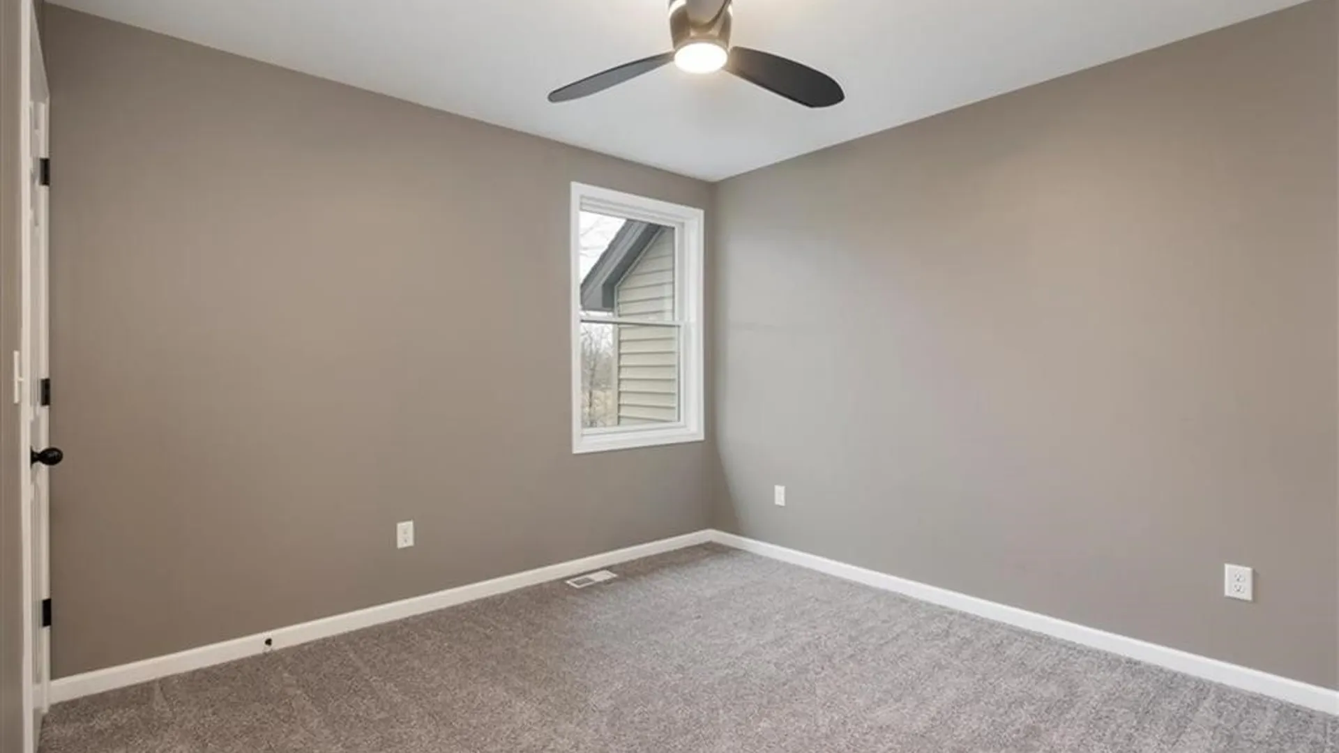 Property at 5484 Marguerites Way, Clarence, NY 14031 22