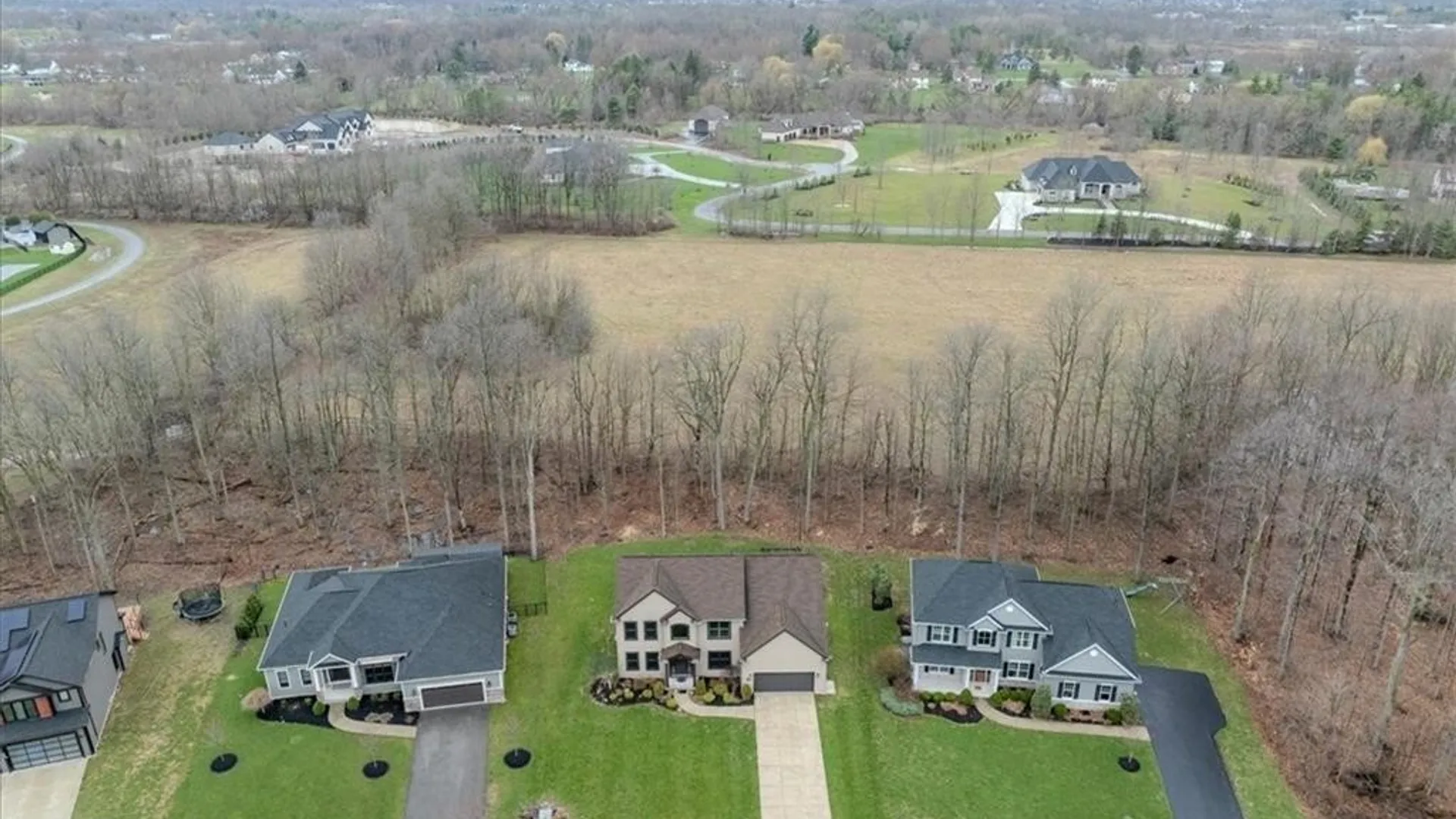 Property at 5484 Marguerites Way, Clarence, NY 14031 35