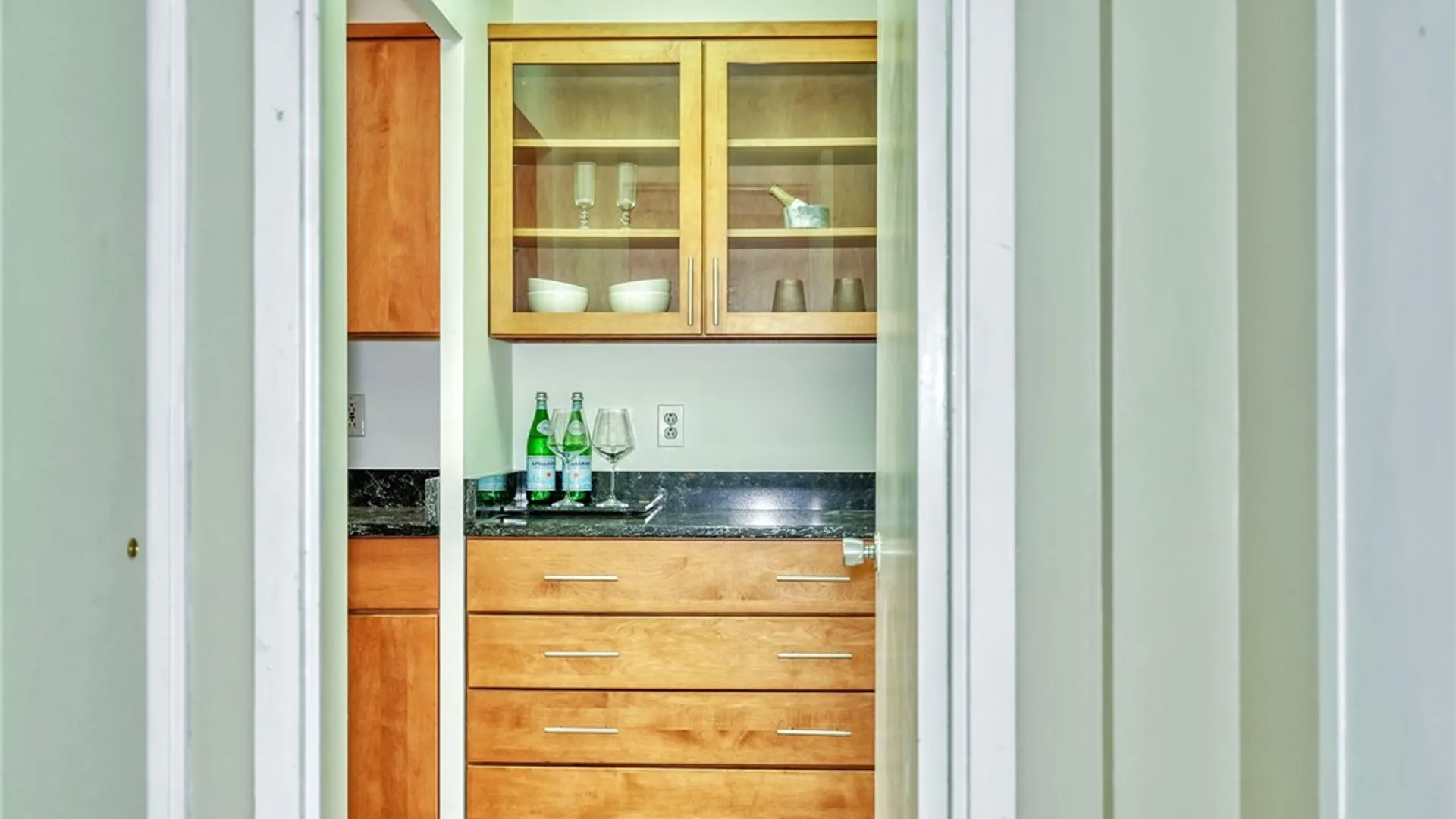 Property at 1400 East Avenue, Rochester, NY 14610 10