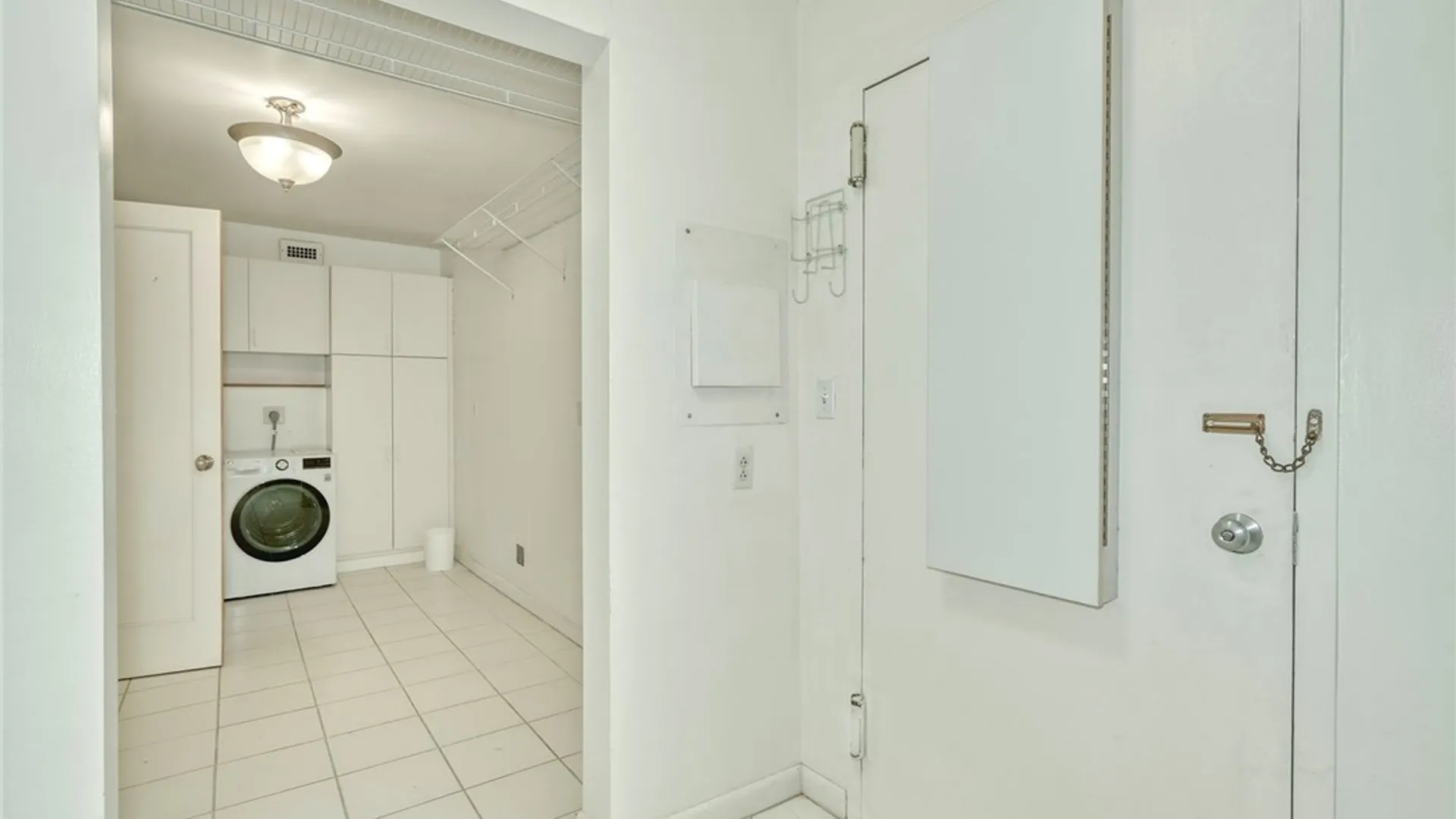 Property at 1400 East Avenue, Rochester, NY 14610 16