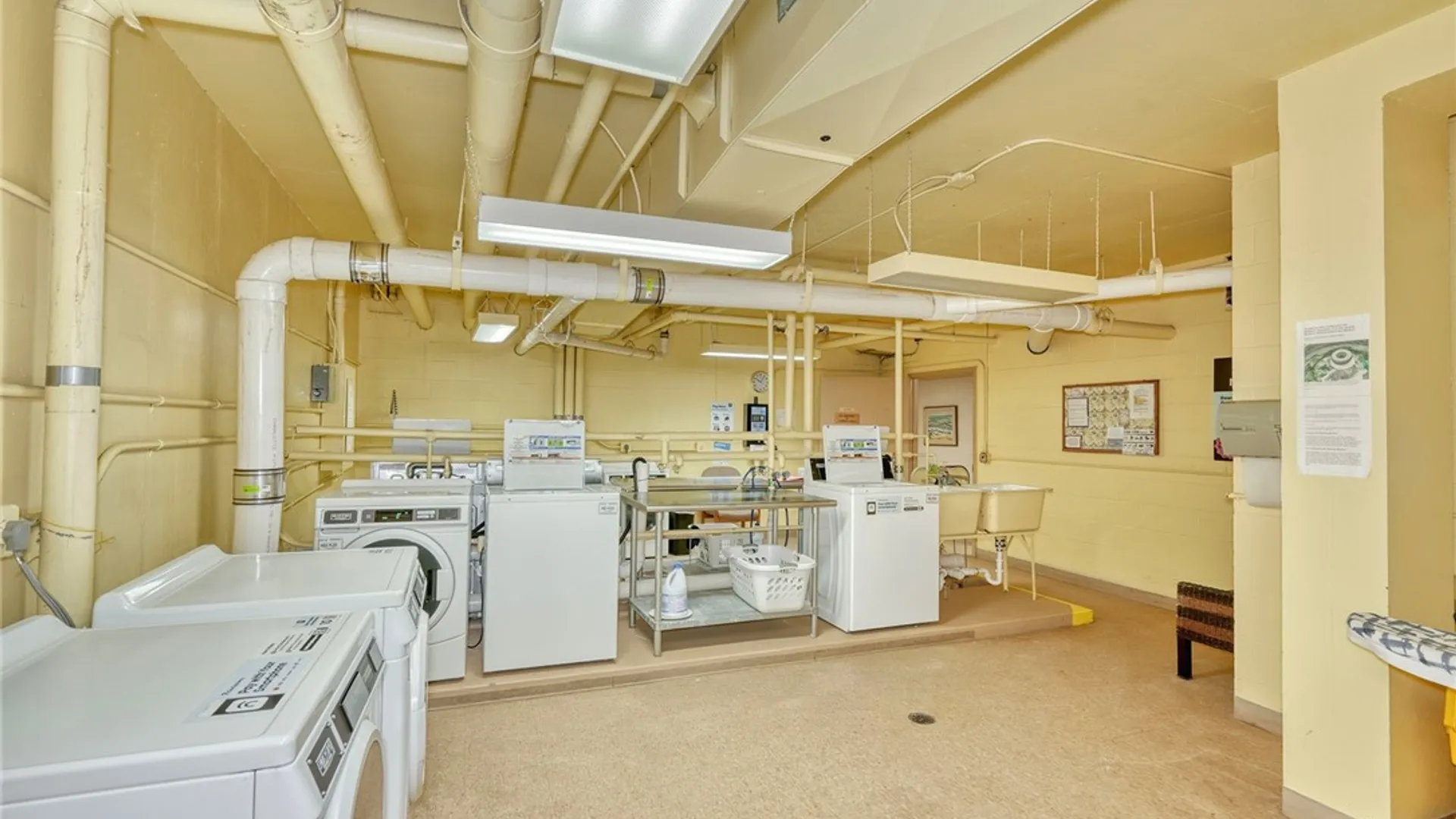 Property at 1400 East Avenue, Rochester, NY 14610 40