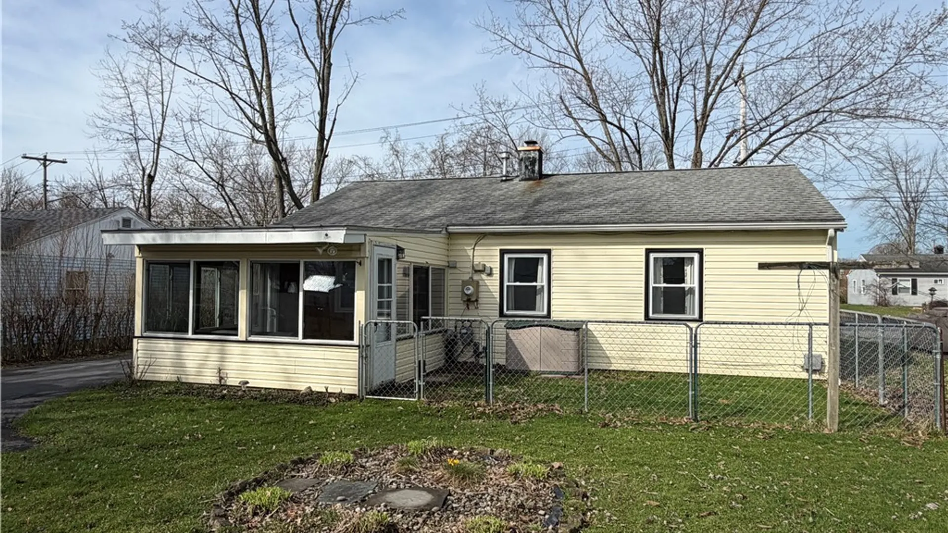 Property at 76 Mill St, Waterloo, NY 13165 3